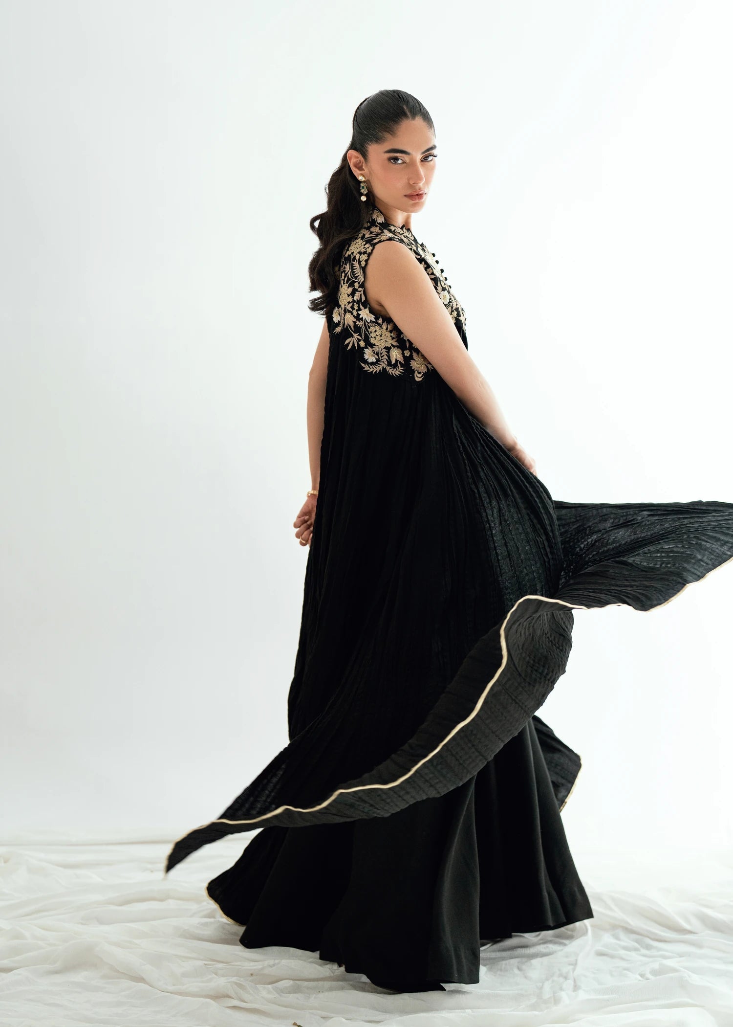 Umsha | Jardin De Luxe |  Onxy Willow - by Libasekhas UK - Registered Vendor of : Umsha - 100% Original Designer Dress