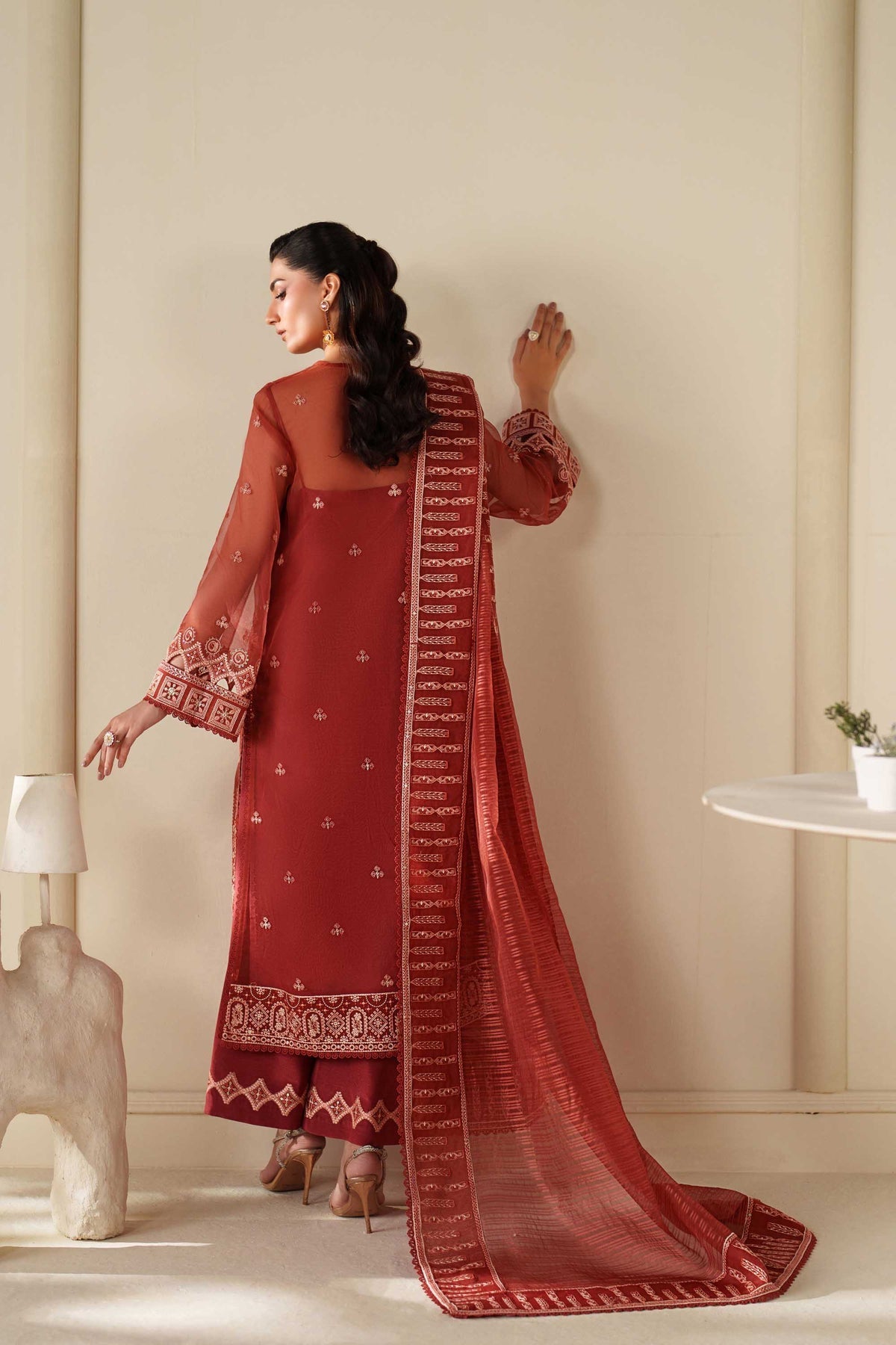 Akbar Aslam | Formal Pret | Elane - by Libasekhas UK - Registered Vendor of : Akbar Aslam - 100% Original Designer Dress