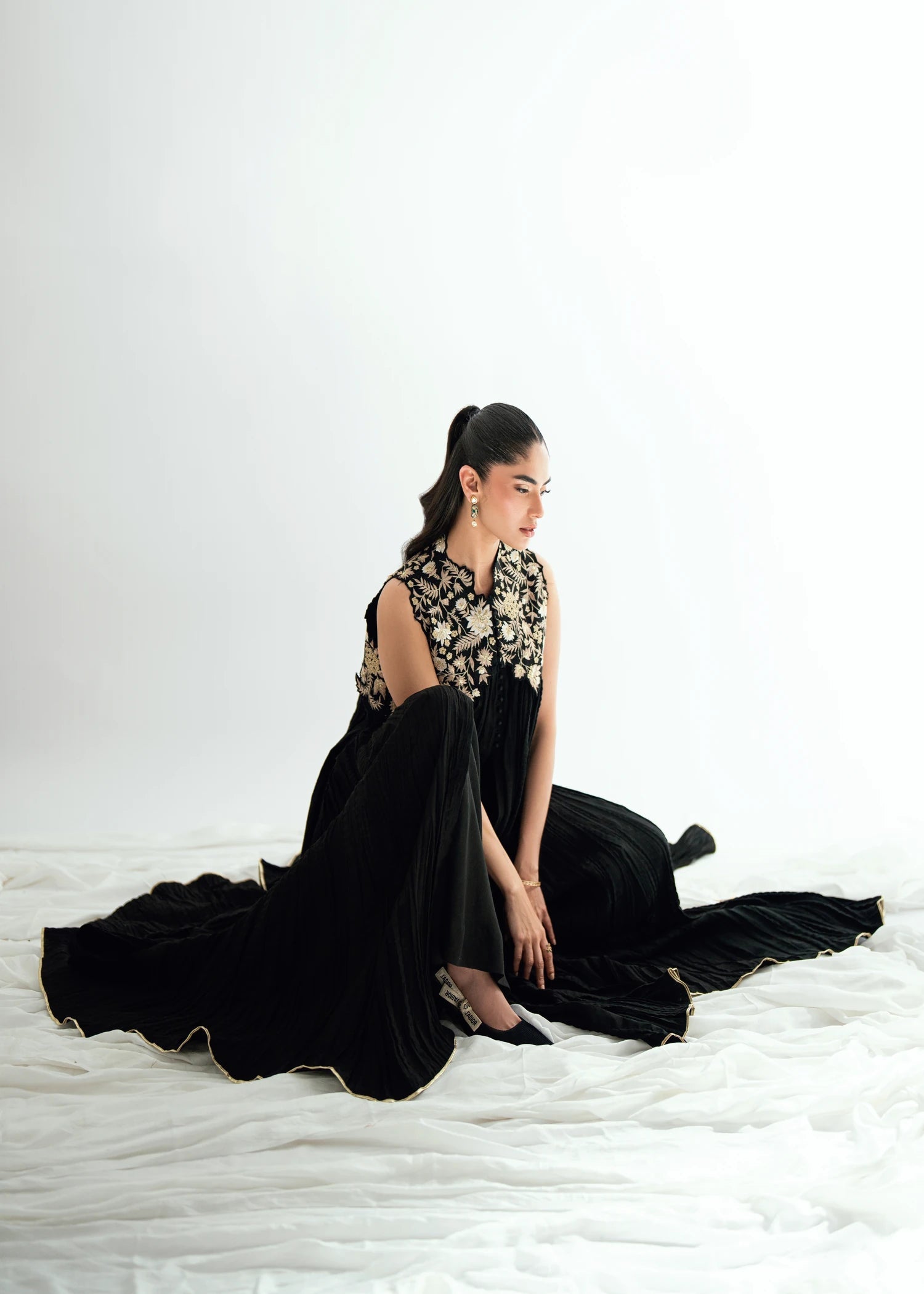 Umsha | Jardin De Luxe |  Onxy Willow - by Libasekhas UK - Registered Vendor of : Umsha - 100% Original Designer Dress