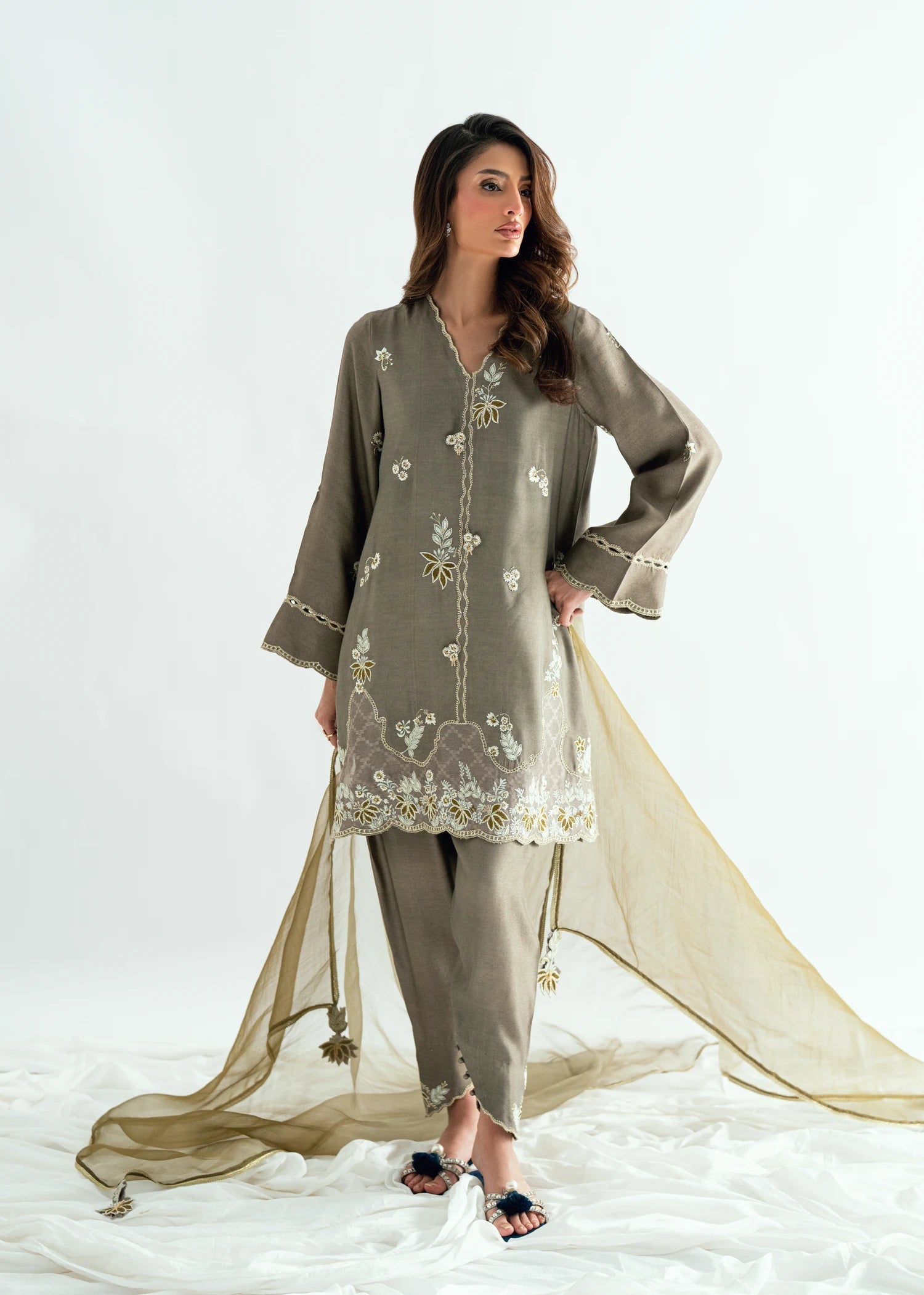Umsha | Jardin De Luxe |Royal Ash - by Libasekhas UK - Registered Vendor of : Umsha - 100% Original Designer Dress