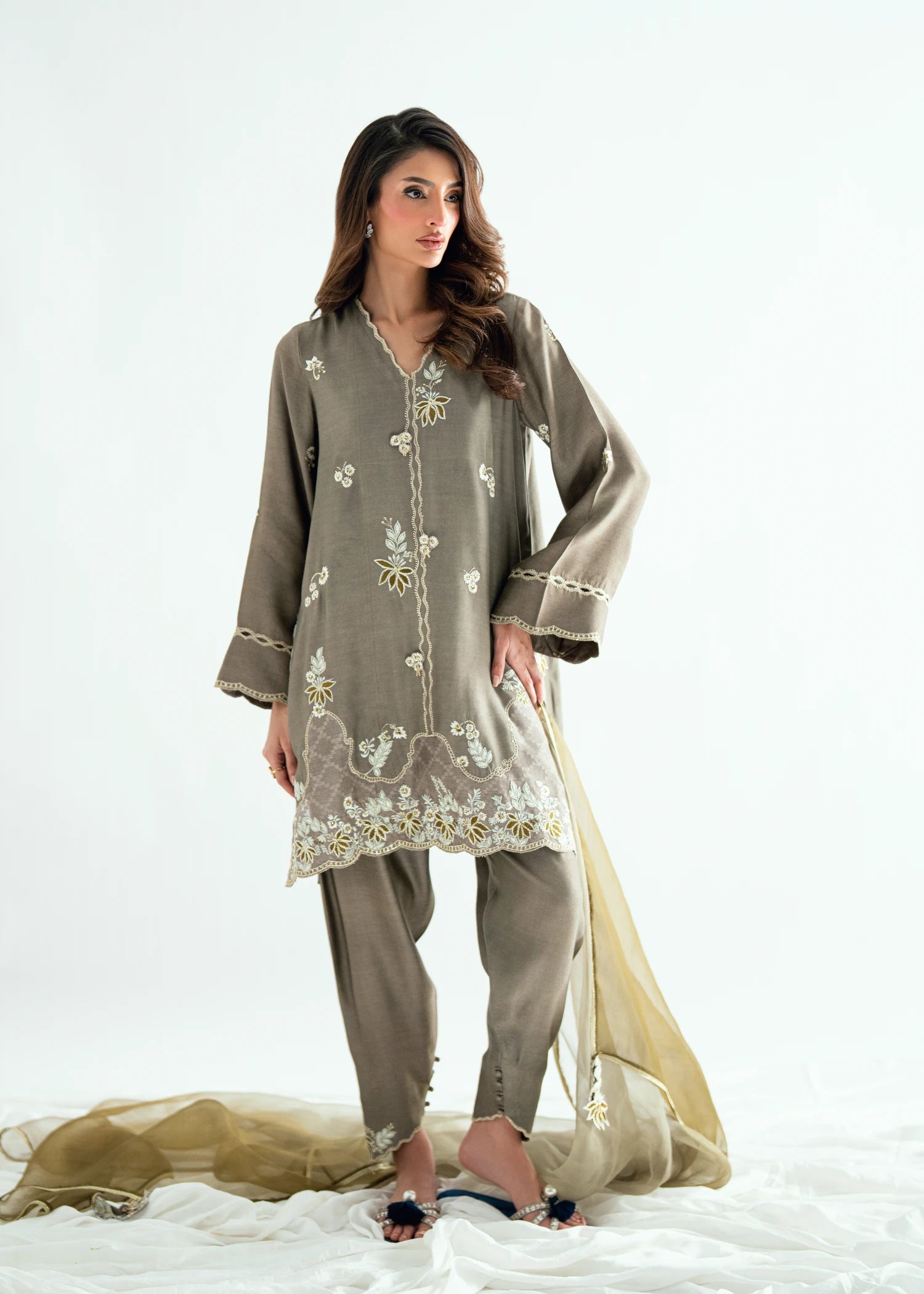 Umsha | Jardin De Luxe |Royal Ash - by Libasekhas UK - Registered Vendor of : Umsha - 100% Original Designer Dress