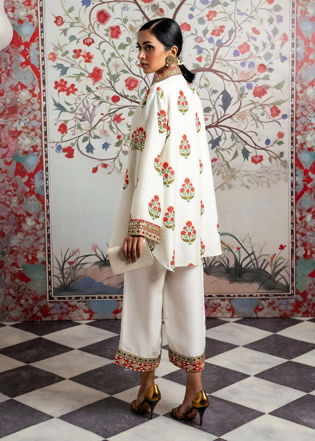 Mahgul | Echoes of Elara | Elara - by - Libasekhas UK - Registered Vendor of : Mahgul - 100% Original Designer Dresss