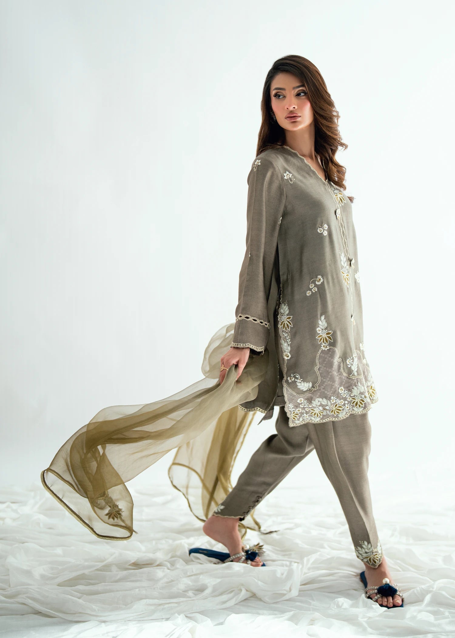 Umsha | Jardin De Luxe |Royal Ash - by Libasekhas UK - Registered Vendor of : Umsha - 100% Original Designer Dress
