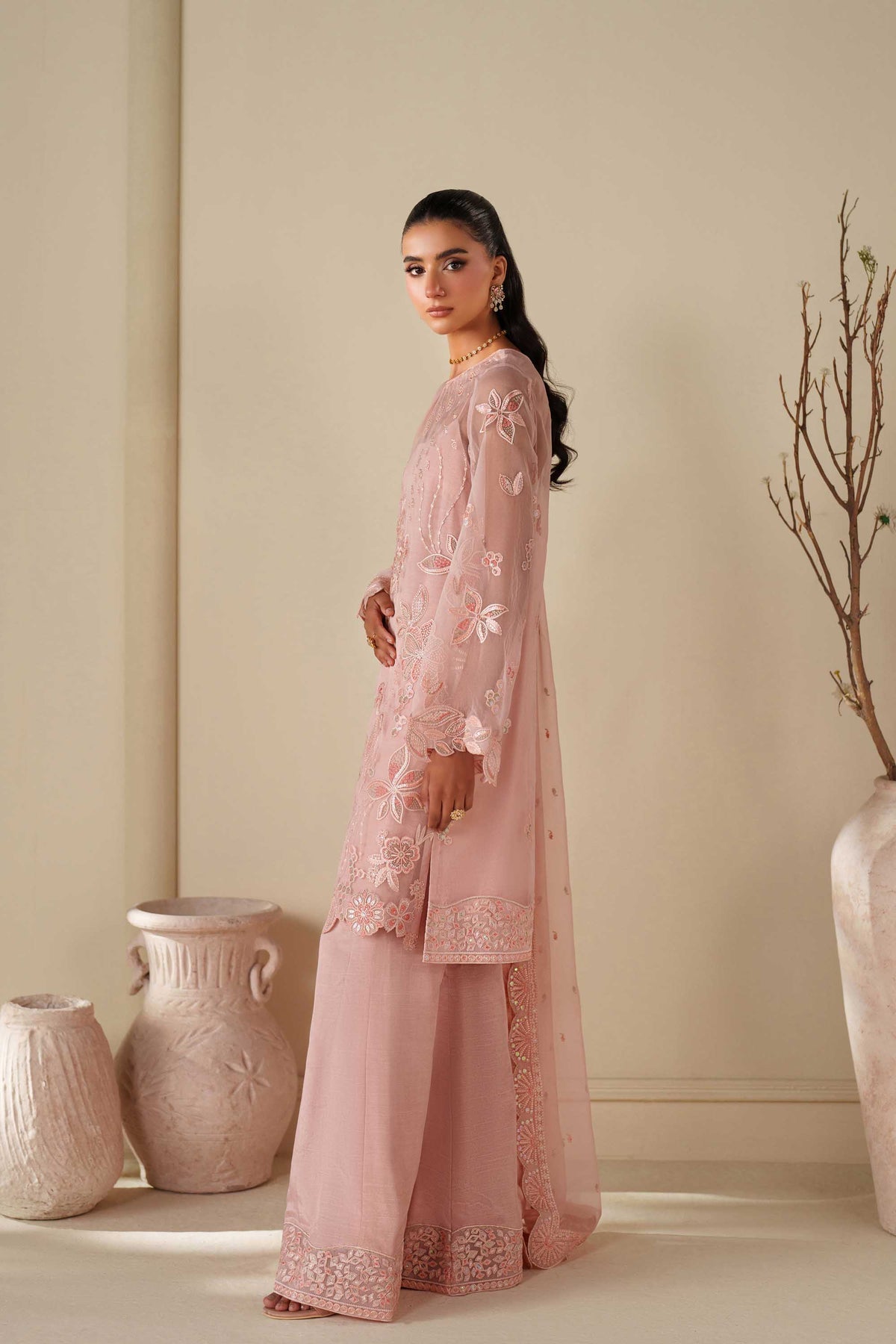 Akbar Aslam | Formal Pret | Adae - by Libasekhas UK - Registered Vendor of : Akbar Aslam - 100% Original Designer Dress