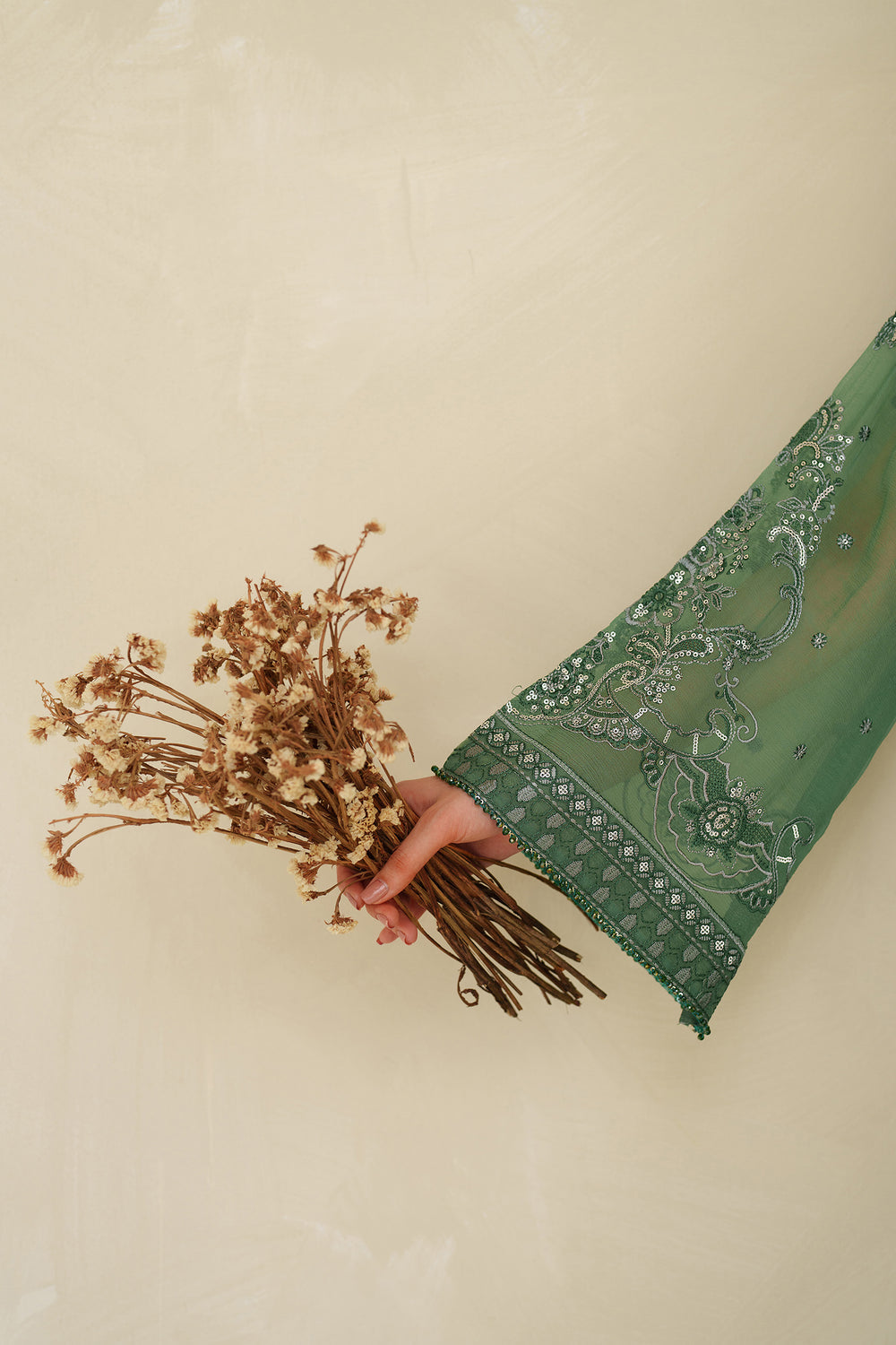 Zarif | Meesa Luxury Formals | Jiroon - by Libasekhas UK - Registered Vendor of : Zarif - 100% Original Designer Dress