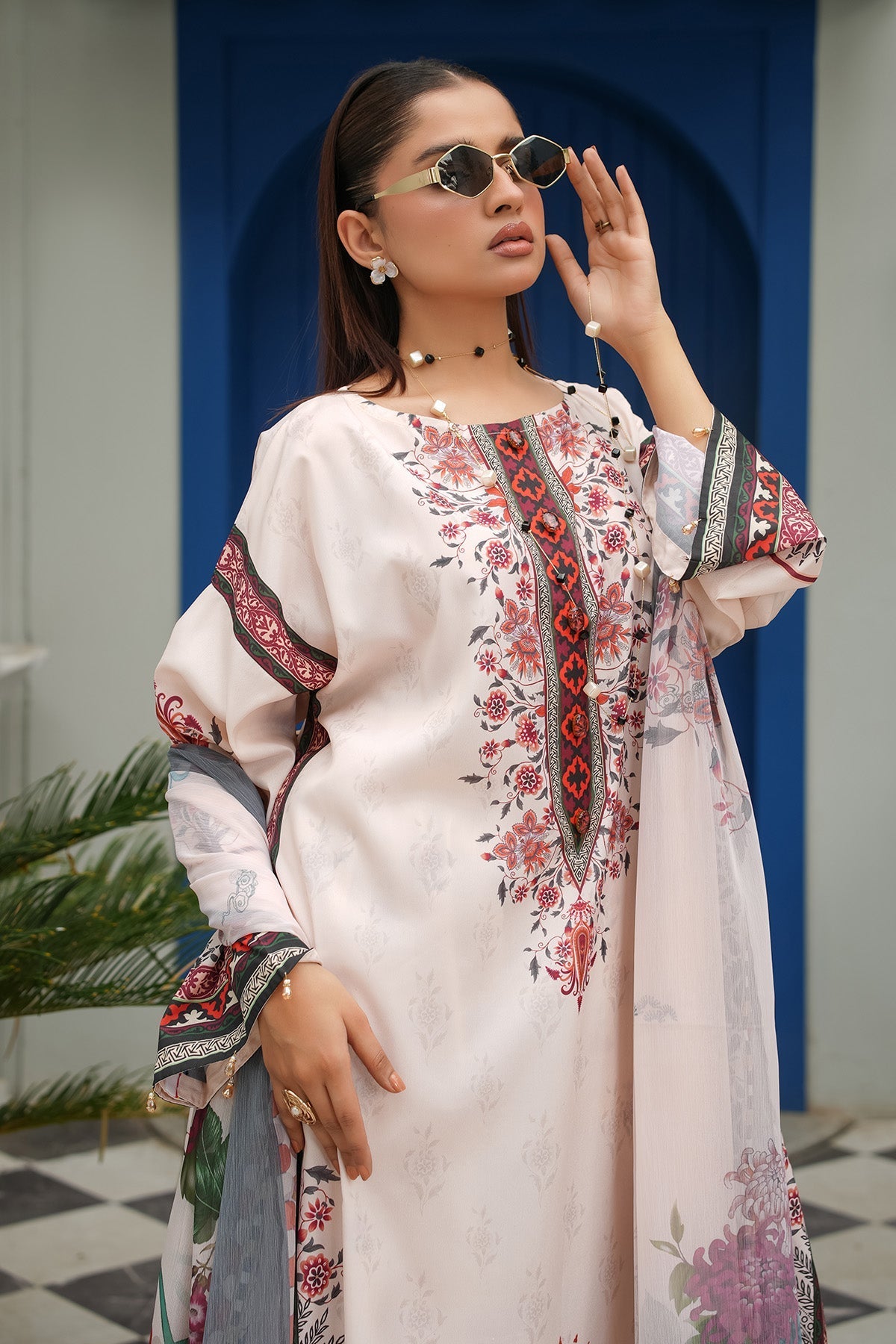 Maryams | Lawn Edit 26 | Iris - by Libasekhas UK - Registered Vendor of : Maryams - 100% Original Designer Dress