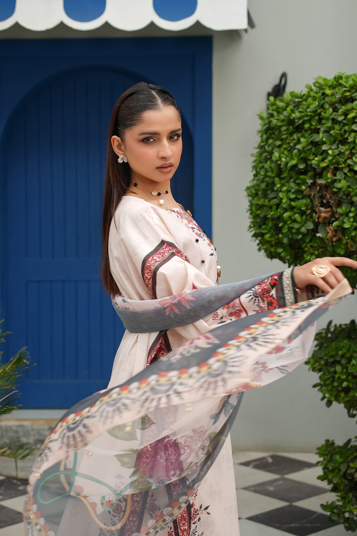 Maryams | Lawn Edit 26 | Iris - by Libasekhas UK - Registered Vendor of : Maryams - 100% Original Designer Dress