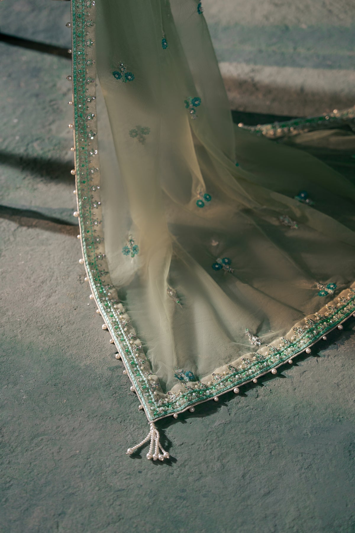 Malook | Rashq e Qamar | Feroza - by - Libasekhas UK - Registered Vendor of : Malook - 100% Original Designer Dresss
