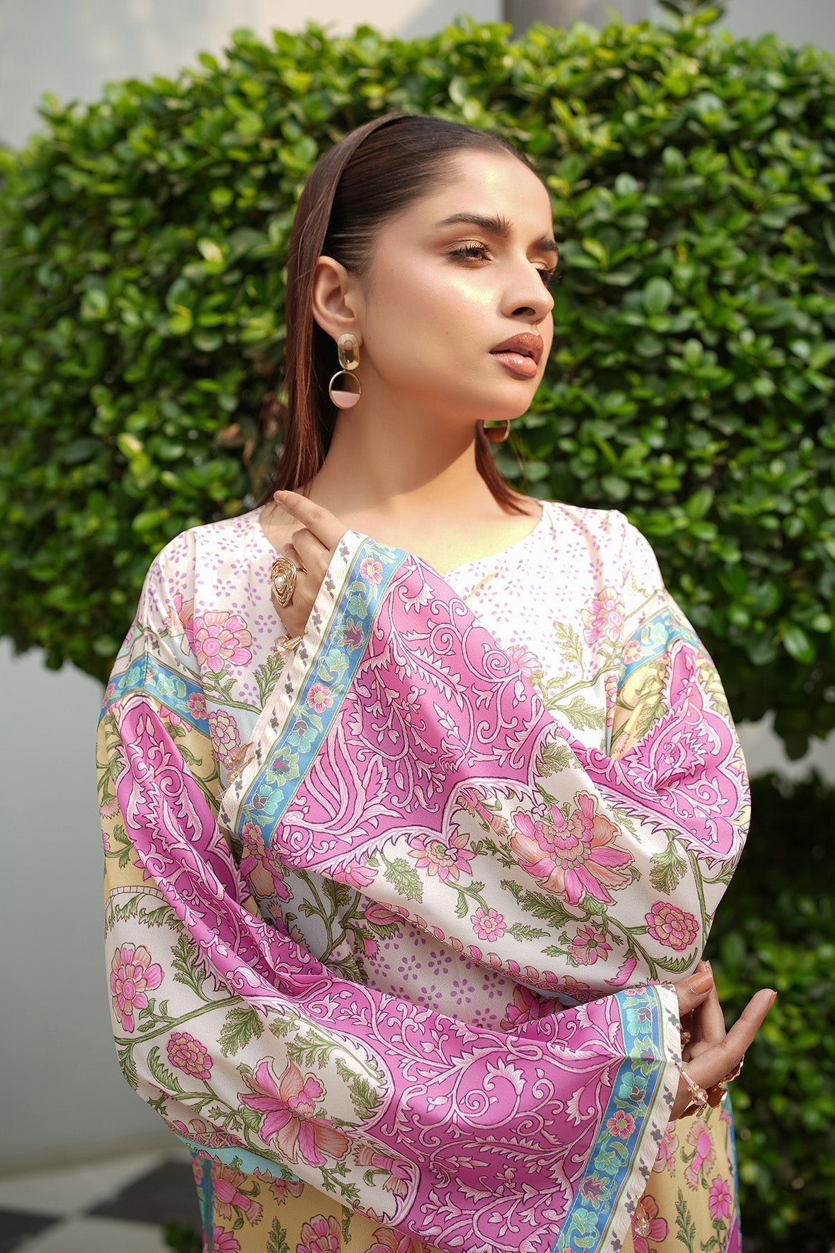 Maryams | Lawn Edit 26 | Lily - by Libasekhas UK - Registered Vendor of : Maryams - 100% Original Designer Dress