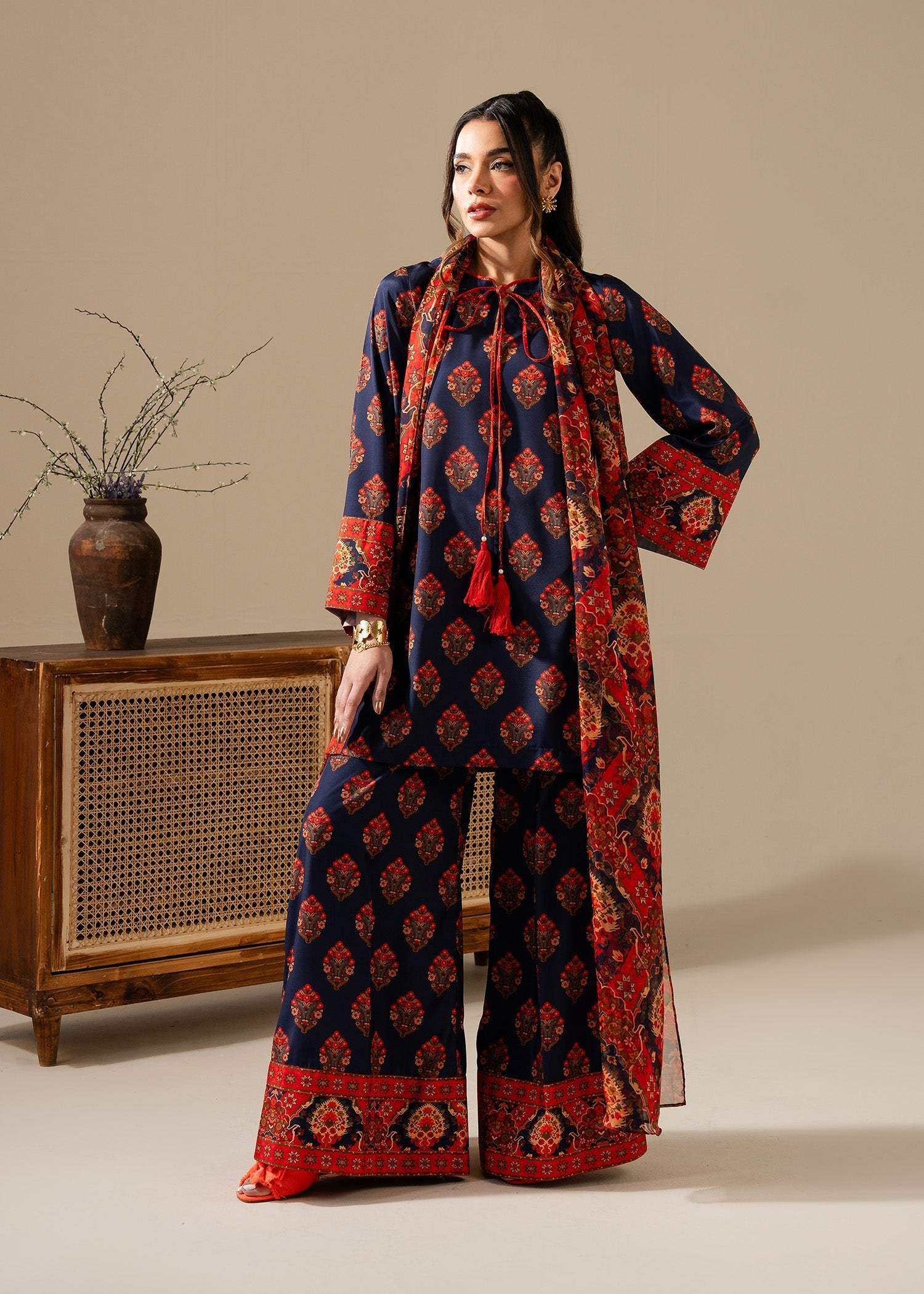 Maria Osama Khan | Retro Vol 3 | Milania - by - Libasekhas UK - Registered Vendor of : Maria Osama Khan - 100% Original Designer Dresss