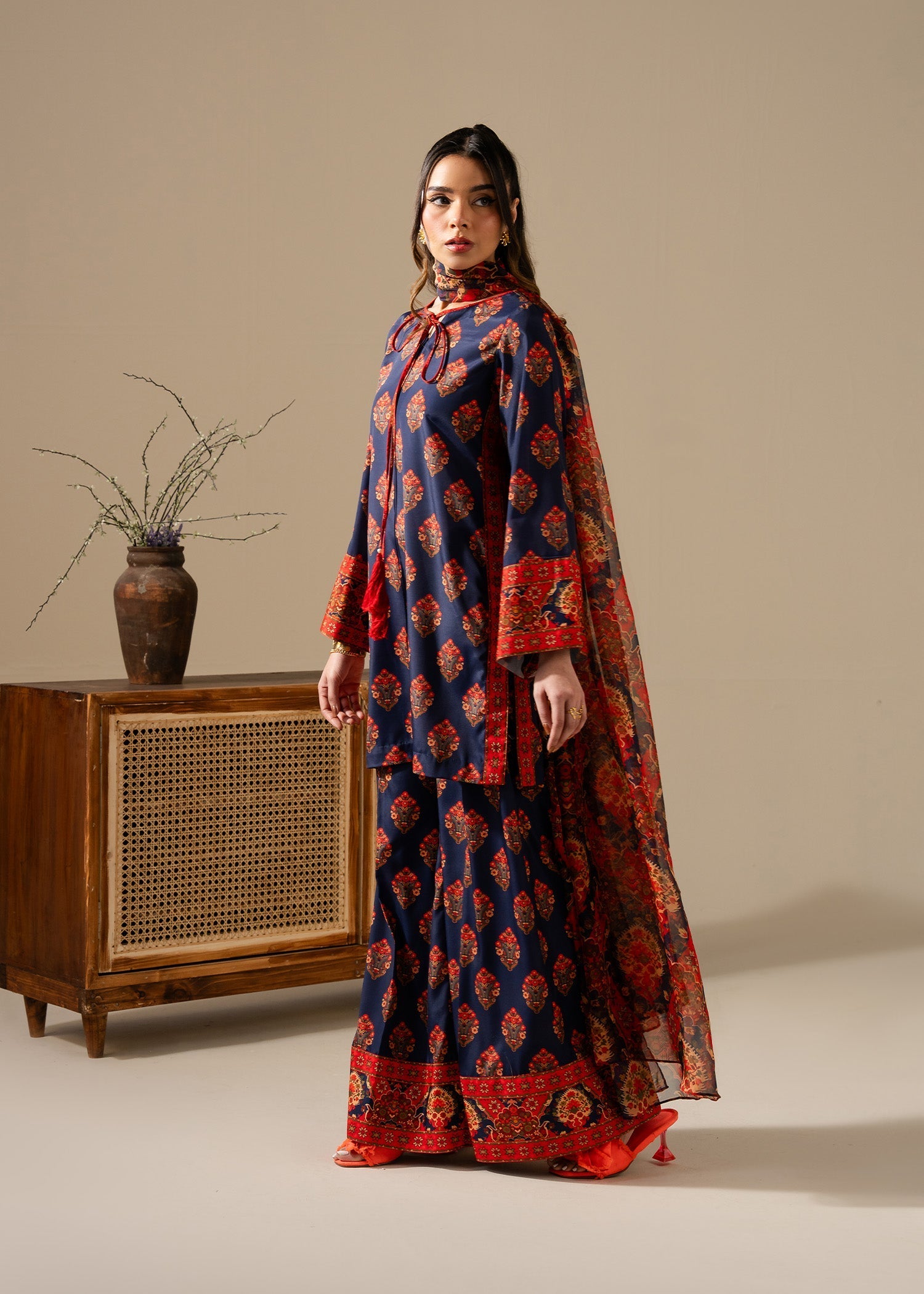 Maria Osama Khan | Retro Vol 3 | Milania - by - Libasekhas UK - Registered Vendor of : Maria Osama Khan - 100% Original Designer Dresss