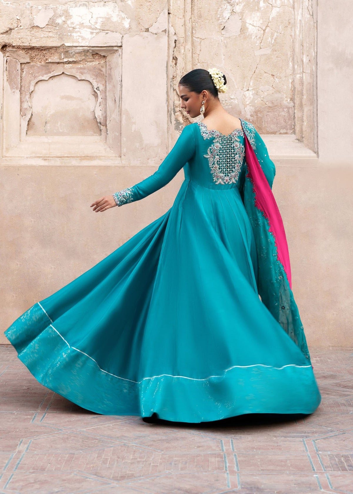 Sadaf Fawad Khan | Zeenat Formals 26 | Zarafshan - by Libasekhas UK - Registered Vendor of : Sadaf Fawad Khan - 100% Original Designer Dress