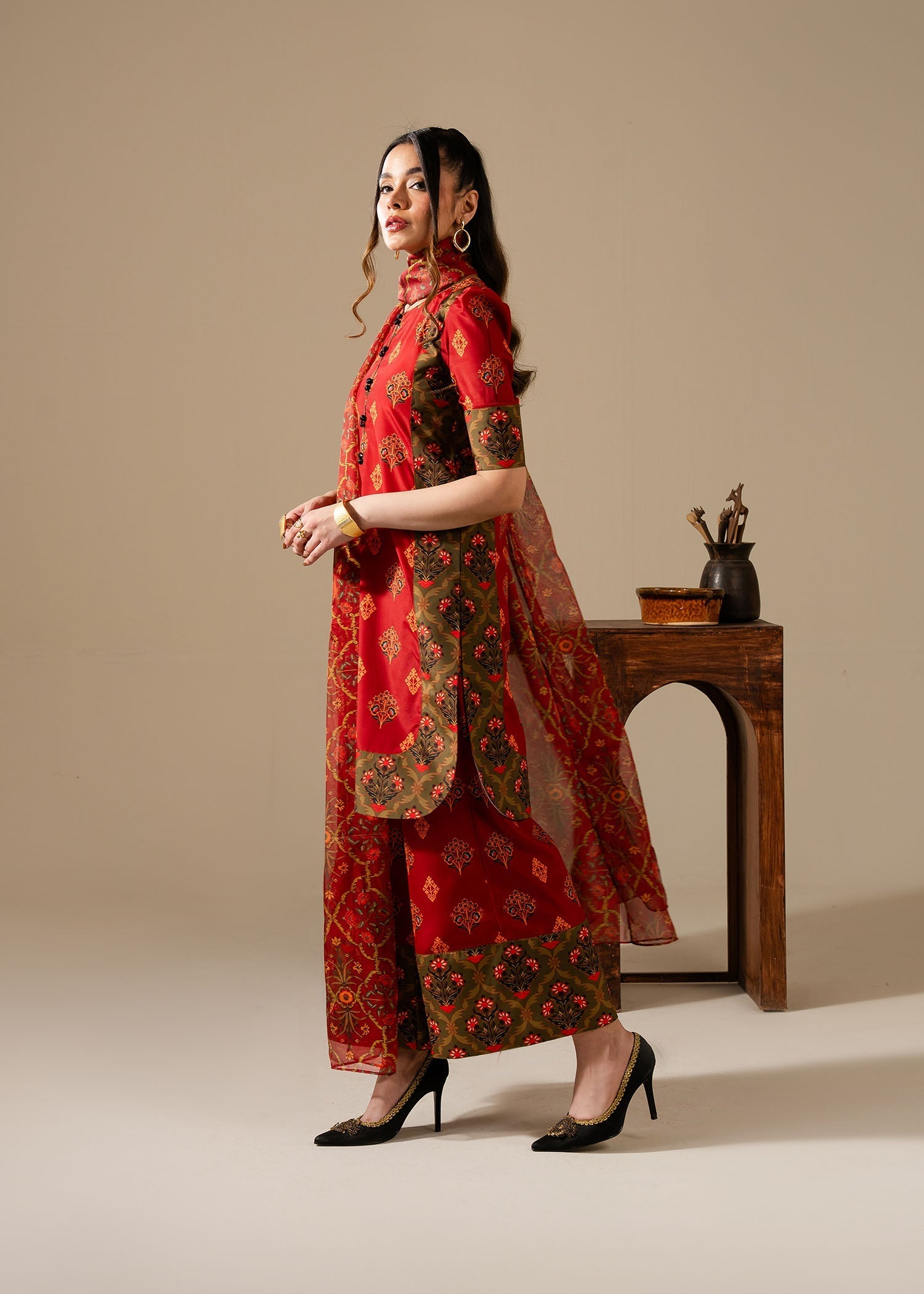 Maria Osama Khan | Retro Vol 3 | Bloom - by - Libasekhas UK - Registered Vendor of : Maria Osama Khan - 100% Original Designer Dresss