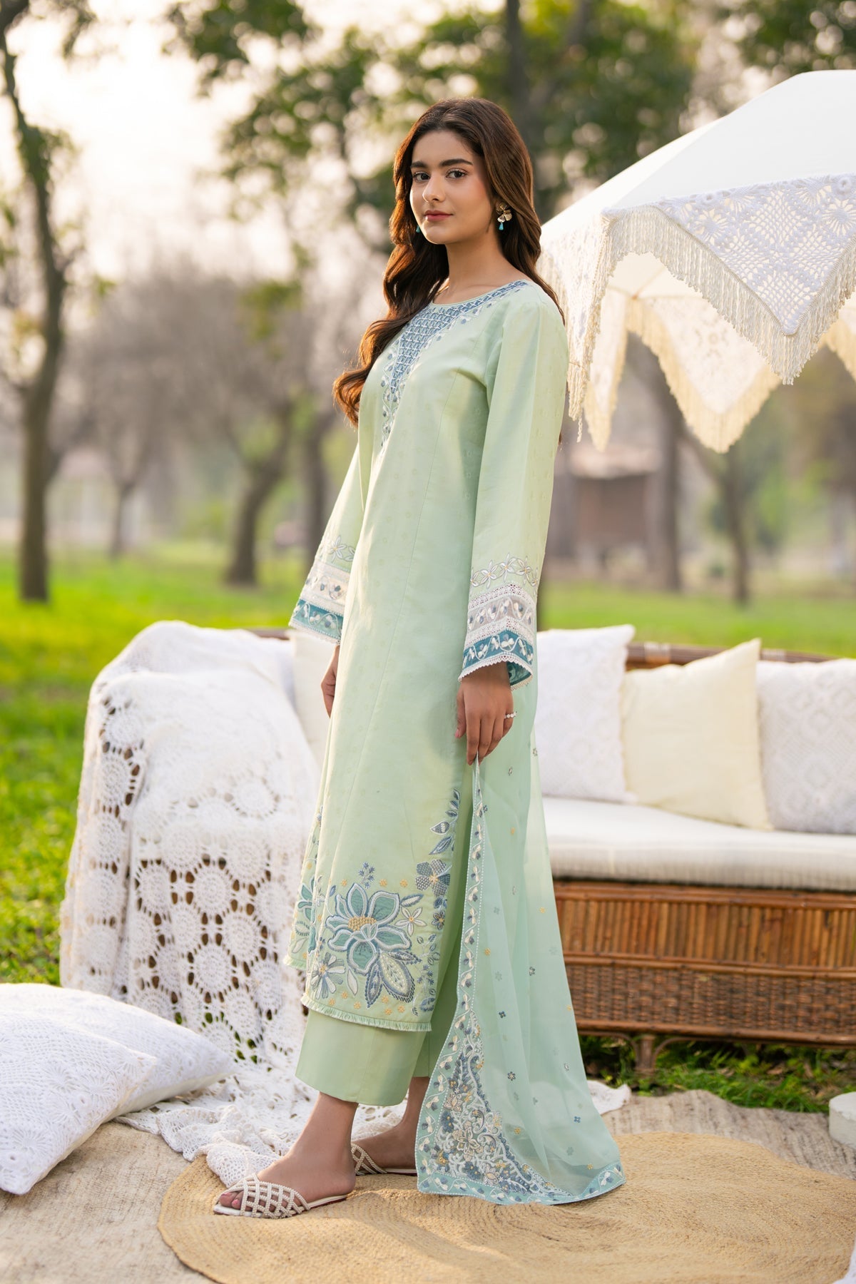 Xenia Formals | Sun Seeking | VERDARA - by Libasekhas UK - Registered Vendor of : Xenia Formals - 100% Original Designer Dress