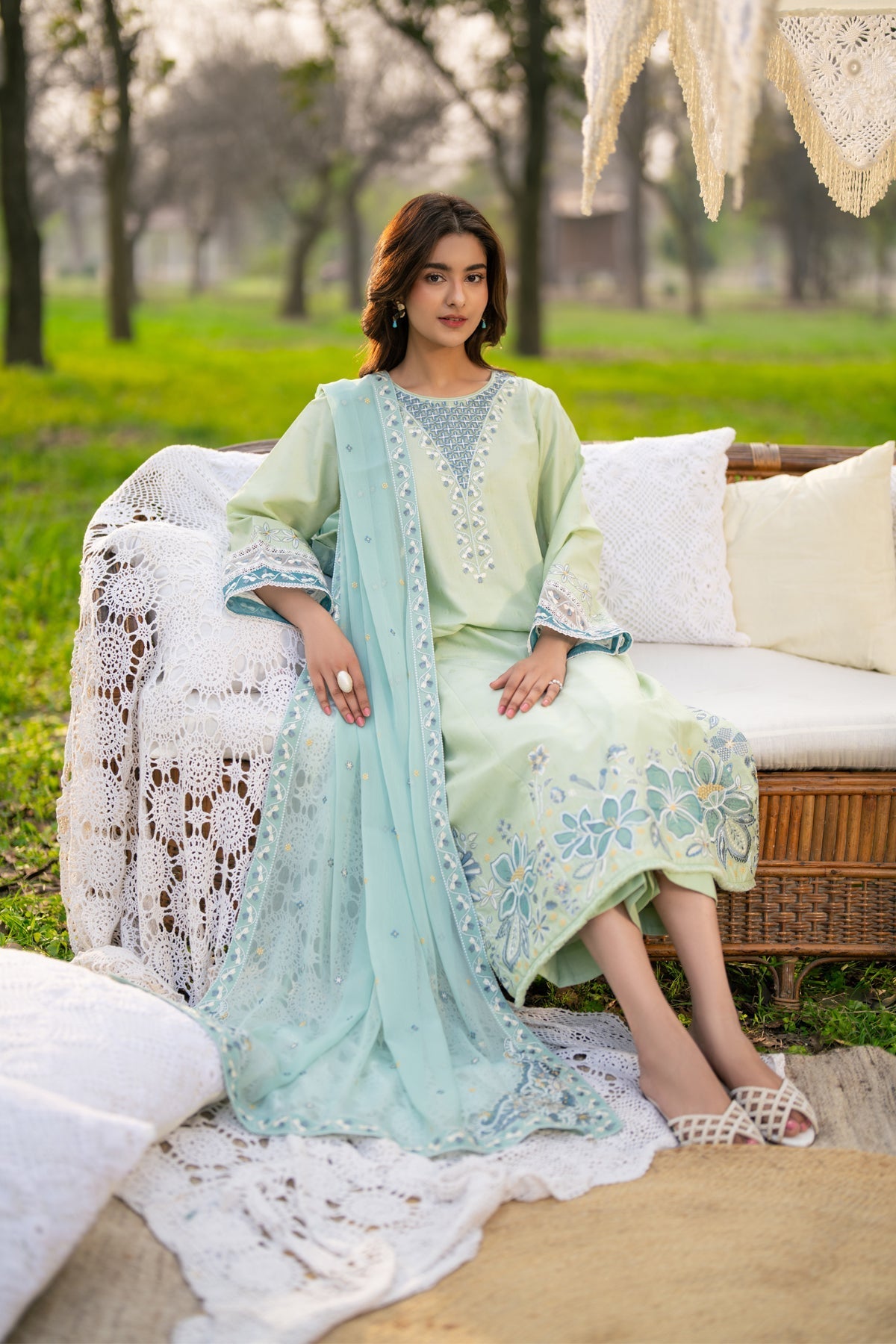 Xenia Formals | Sun Seeking | VERDARA - by Libasekhas UK - Registered Vendor of : Xenia Formals - 100% Original Designer Dress