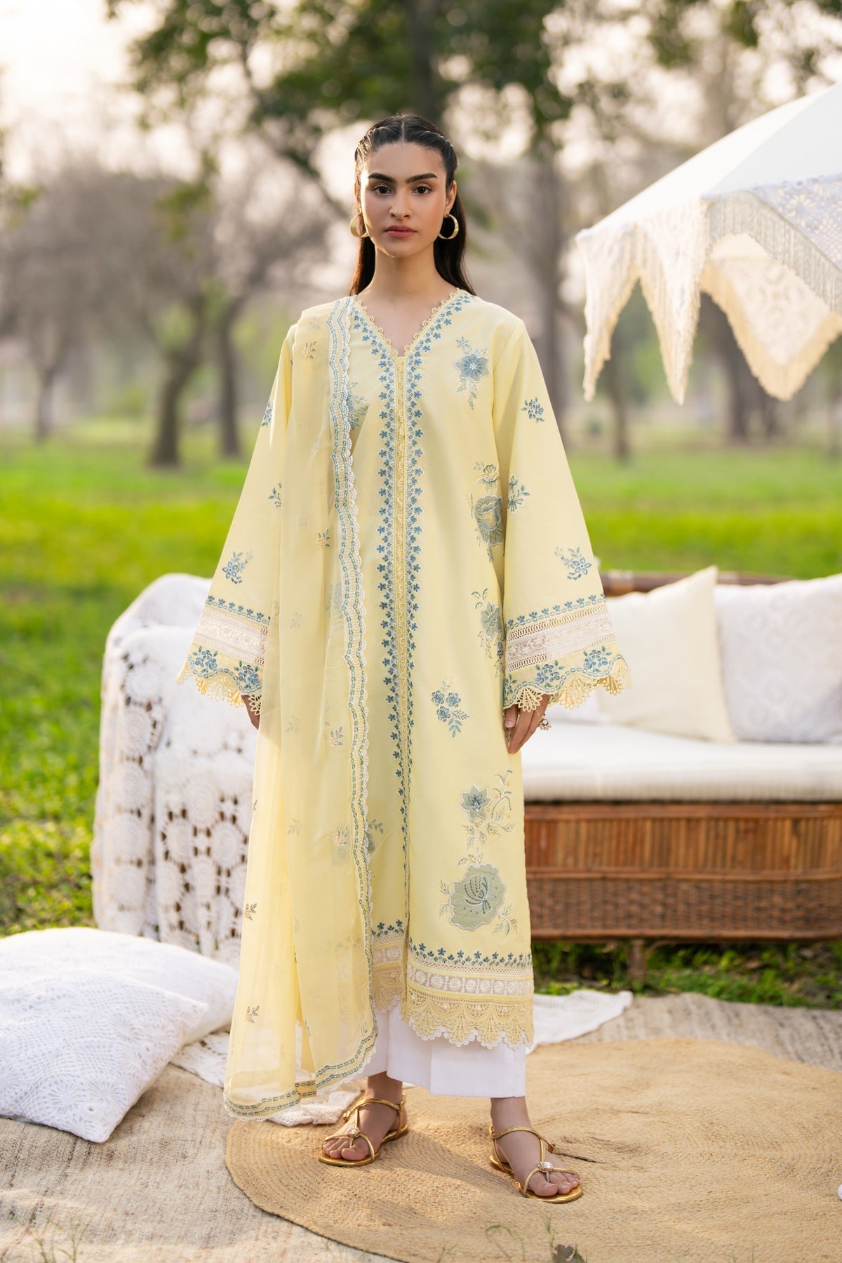 Xenia Formals | Sun Seeking | ARVYN - by Libasekhas UK - Registered Vendor of : Xenia Formals - 100% Original Designer Dress