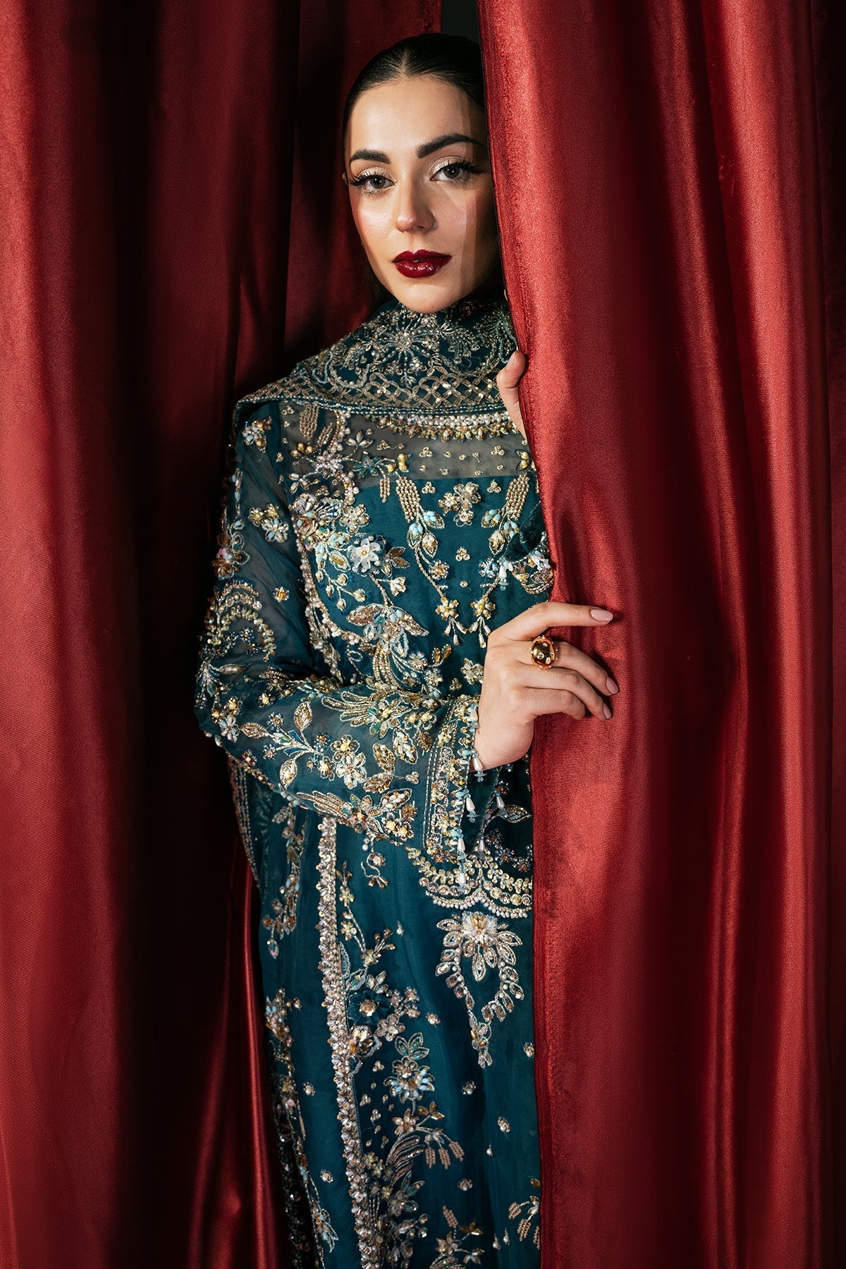 Mina Kashif | Kahani Formals | Arshia - by - Libasekhas UK - Registered Vendor of : Mina Kashif - 100% Original Designer Dresss
