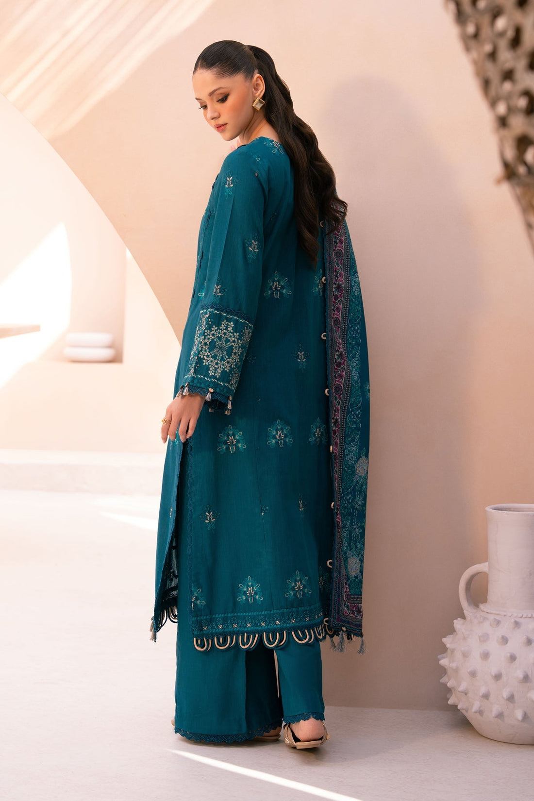 Xenia Formals | Rang e Khizan | ALFIA - by Libasekhas UK - Registered Vendor of : Xenia Formals - 100% Original Designer Dress