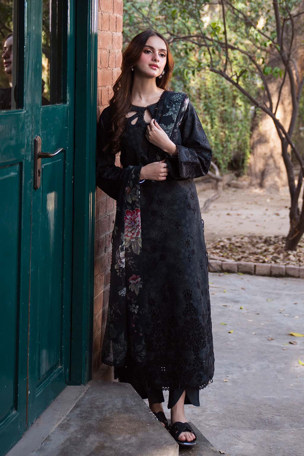 Neeshay | Summer Lines Printkari 25 | OBSIDIAN - by - Libasekhas UK - Registered Vendor of : Neeshay - 100% Original Designer Dresss