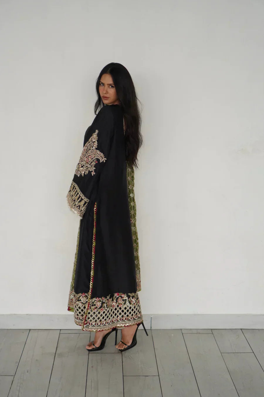 Maryum Hussain | Laani Luxury Pret | Sonam Bajwa - by - Libasekhas UK - Registered Vendor of : Maryam Hussain - 100% Original Designer Dresss