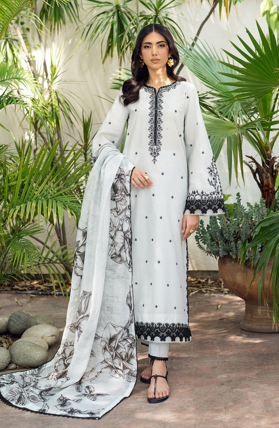 Zarif | Nura Textured Lawn 25 | REEHA - by - Libasekhas UK - Registered Vendor of : Zarif - 100% Original Designer Dresss