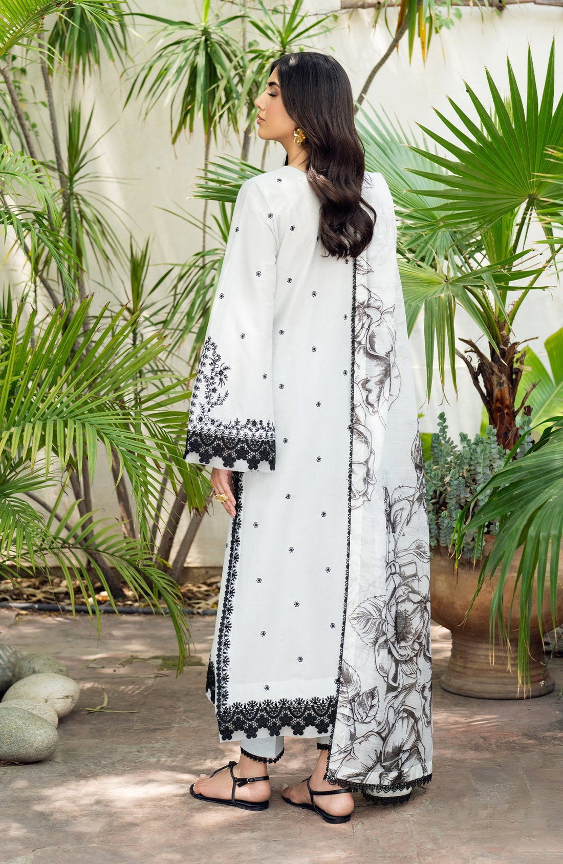 Zarif | Nura Textured Lawn 25 | REEHA - by - Libasekhas UK - Registered Vendor of : Zarif - 100% Original Designer Dresss