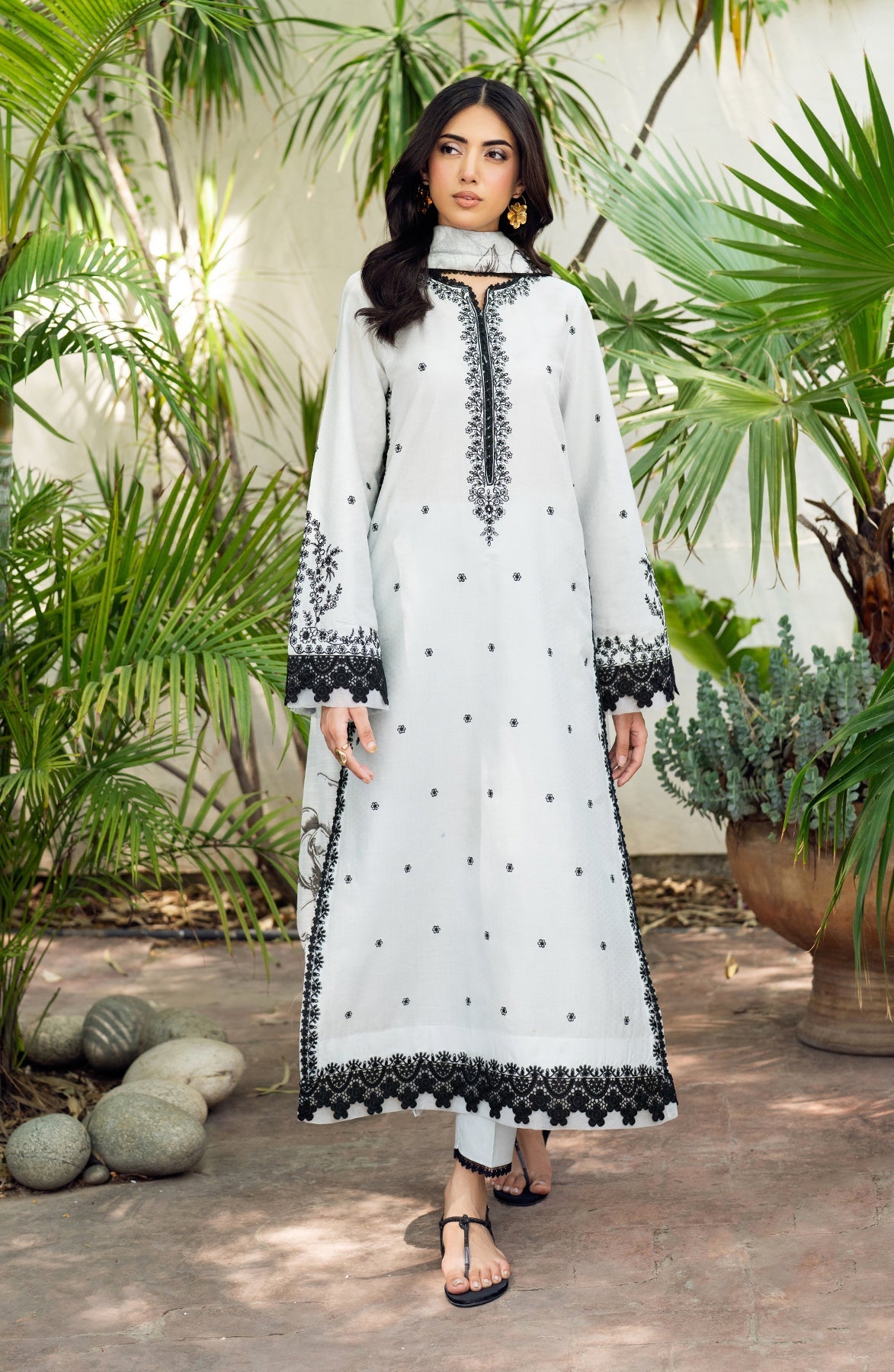 Zarif | Nura Textured Lawn 25 | REEHA - by - Libasekhas UK - Registered Vendor of : Zarif - 100% Original Designer Dresss