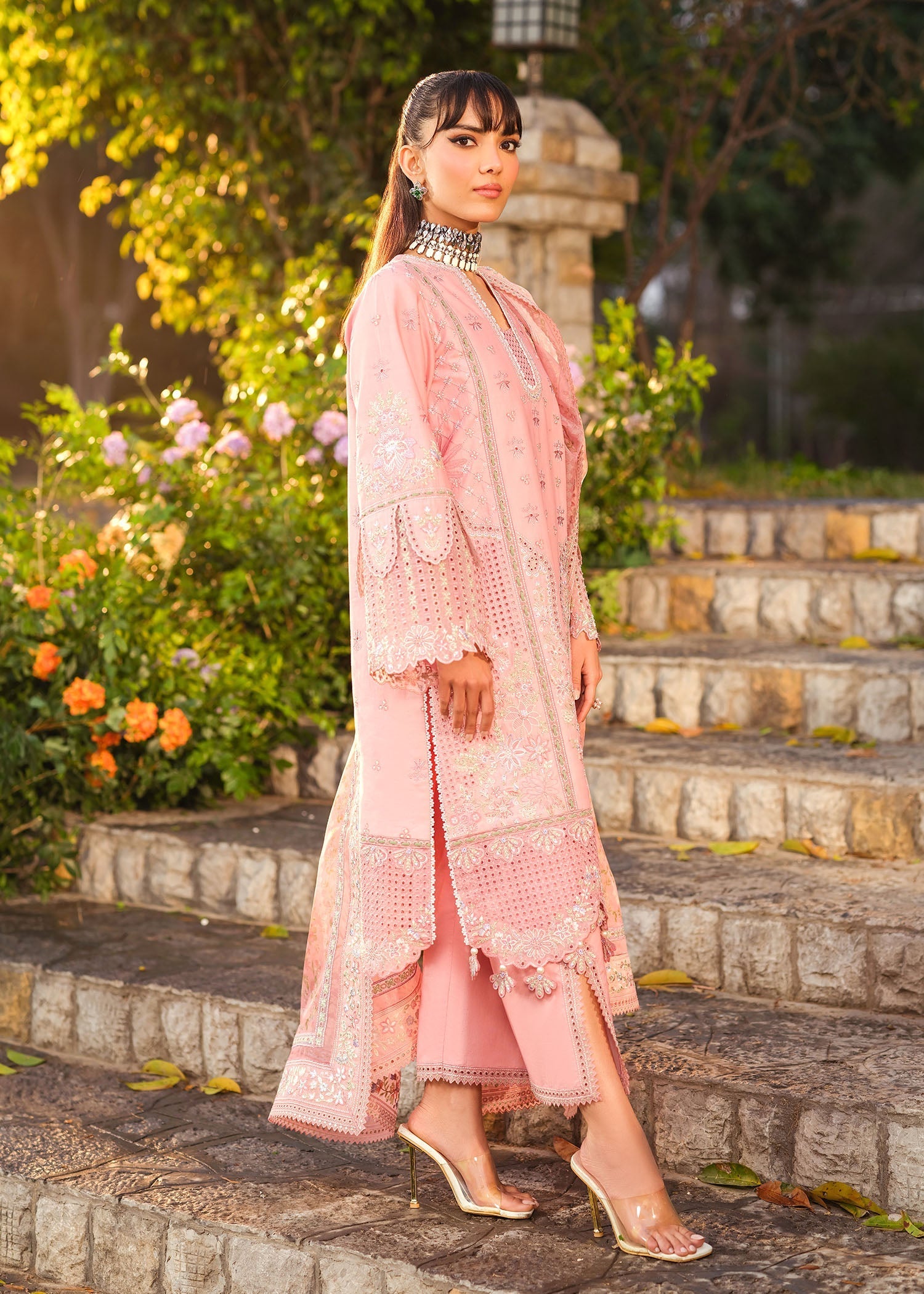 Zarizaa | Echelon Lawn | DREAMTINT - by Libasekhas UK - Registered Vendor of : Zarizaa - 100% Original Designer Dress