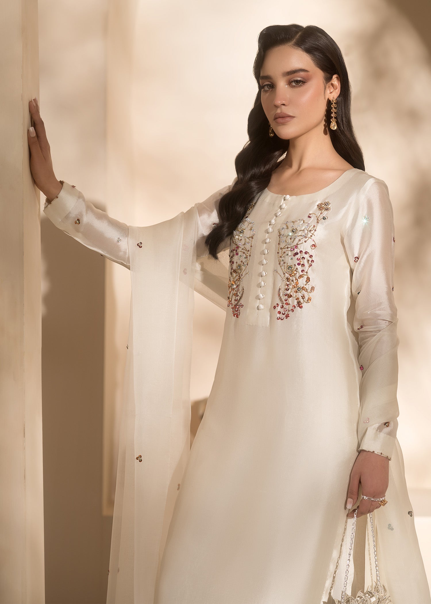 Mahum Asad | Breaking the Bar | Gloss - by - Libasekhas UK - Registered Vendor of : Mahum Asad - 100% Original Designer Dresss