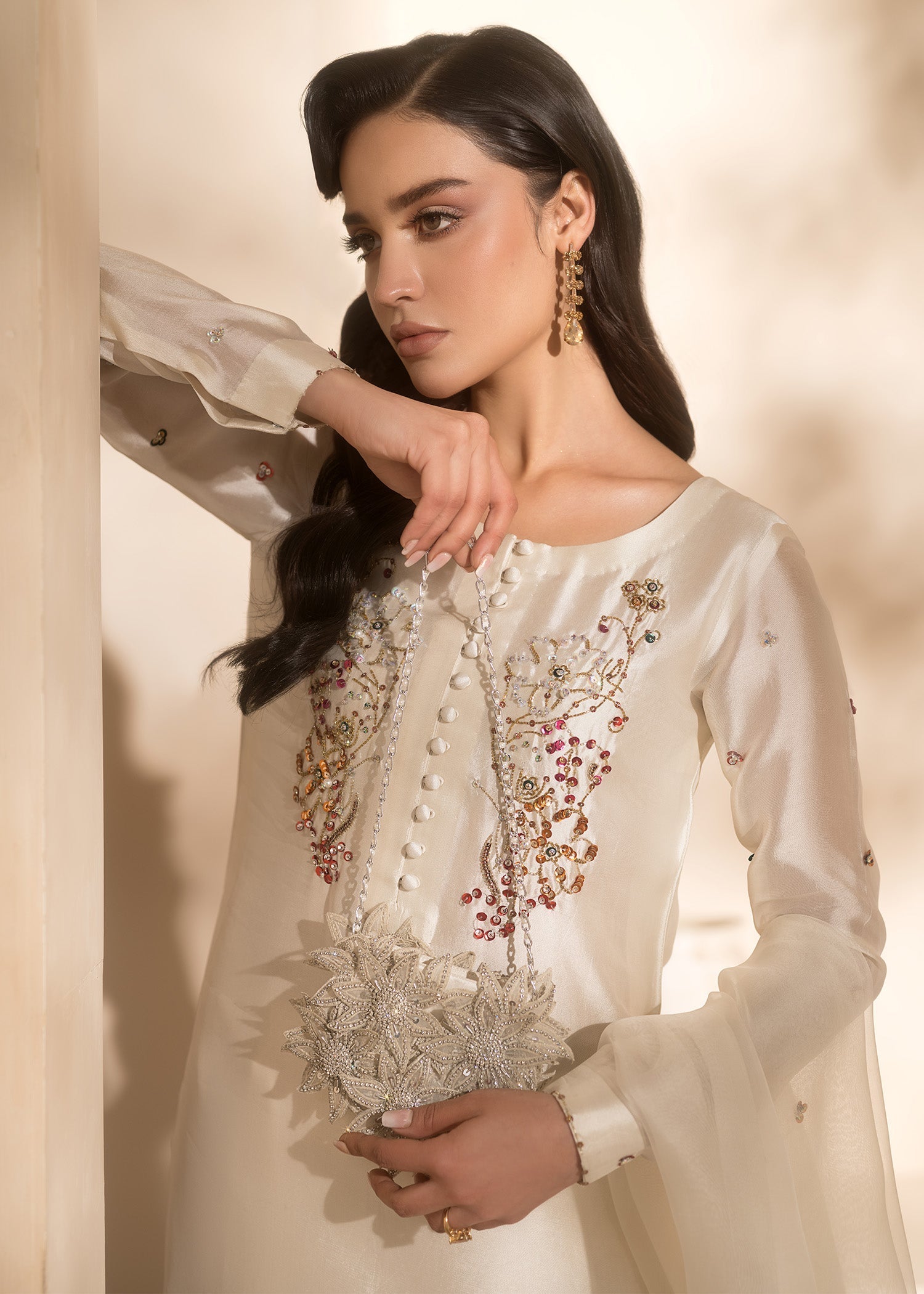 Mahum Asad | Breaking the Bar | Gloss - by - Libasekhas UK - Registered Vendor of : Mahum Asad - 100% Original Designer Dresss