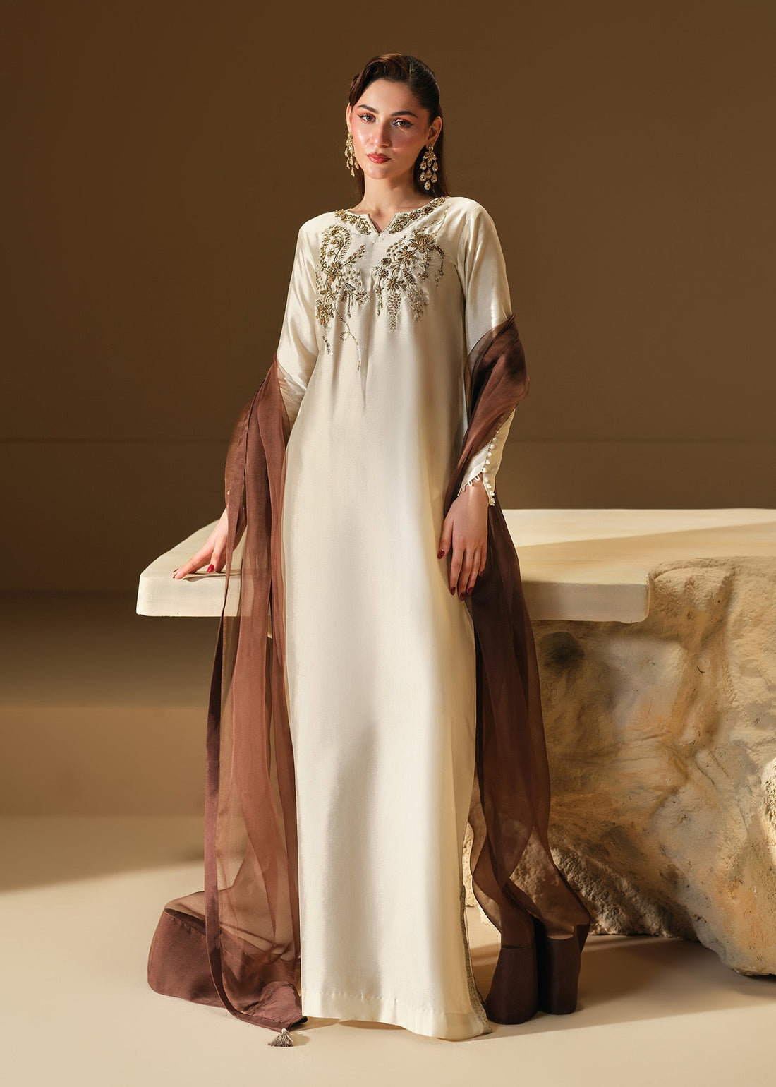 Mahum Asad | The Shadow Line | Contour - by Libasekhas UK - Registered Vendor of : Mahum Asad - 100% Original Designer Dress