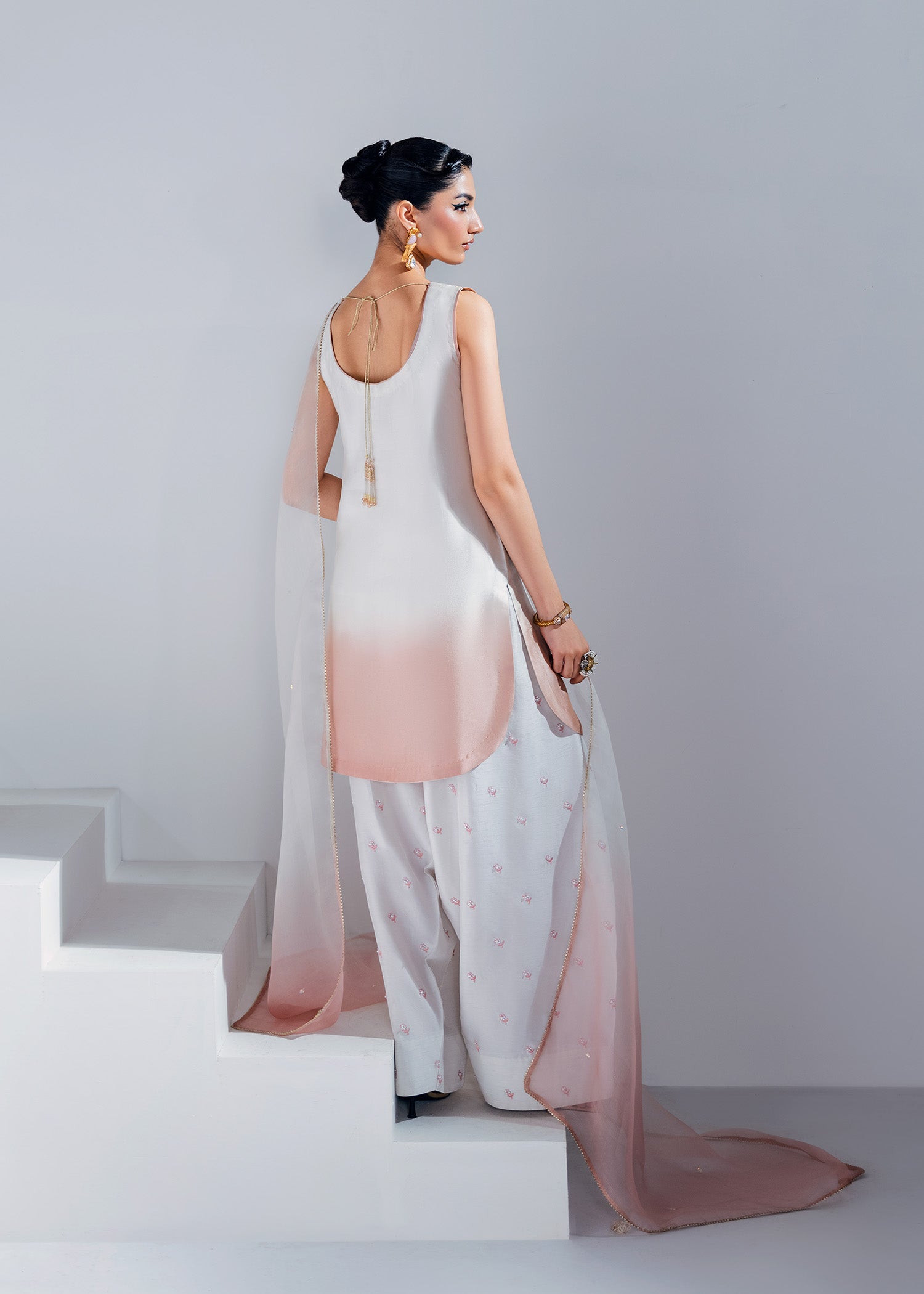 Mahum Asad | The Remix Edit | Flute - by - Libasekhas UK - Registered Vendor of : Mahum Asad - 100% Original Designer Dresss