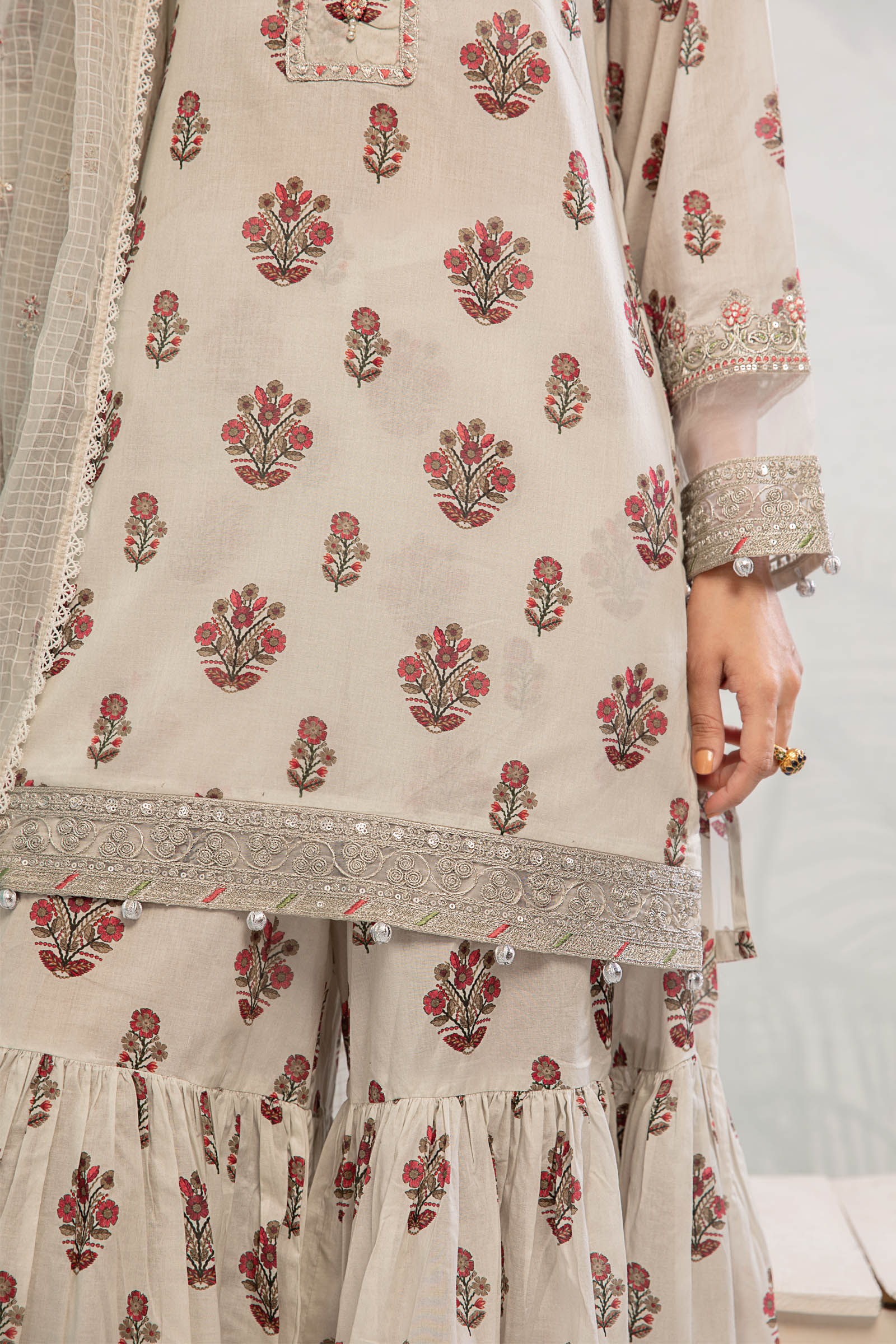 Maira B | Ready to Wear | DW-EA23-06R1 - by - Libasekhas UK - Registered Vendor of : Maria B - 100% Original Designer Dresss