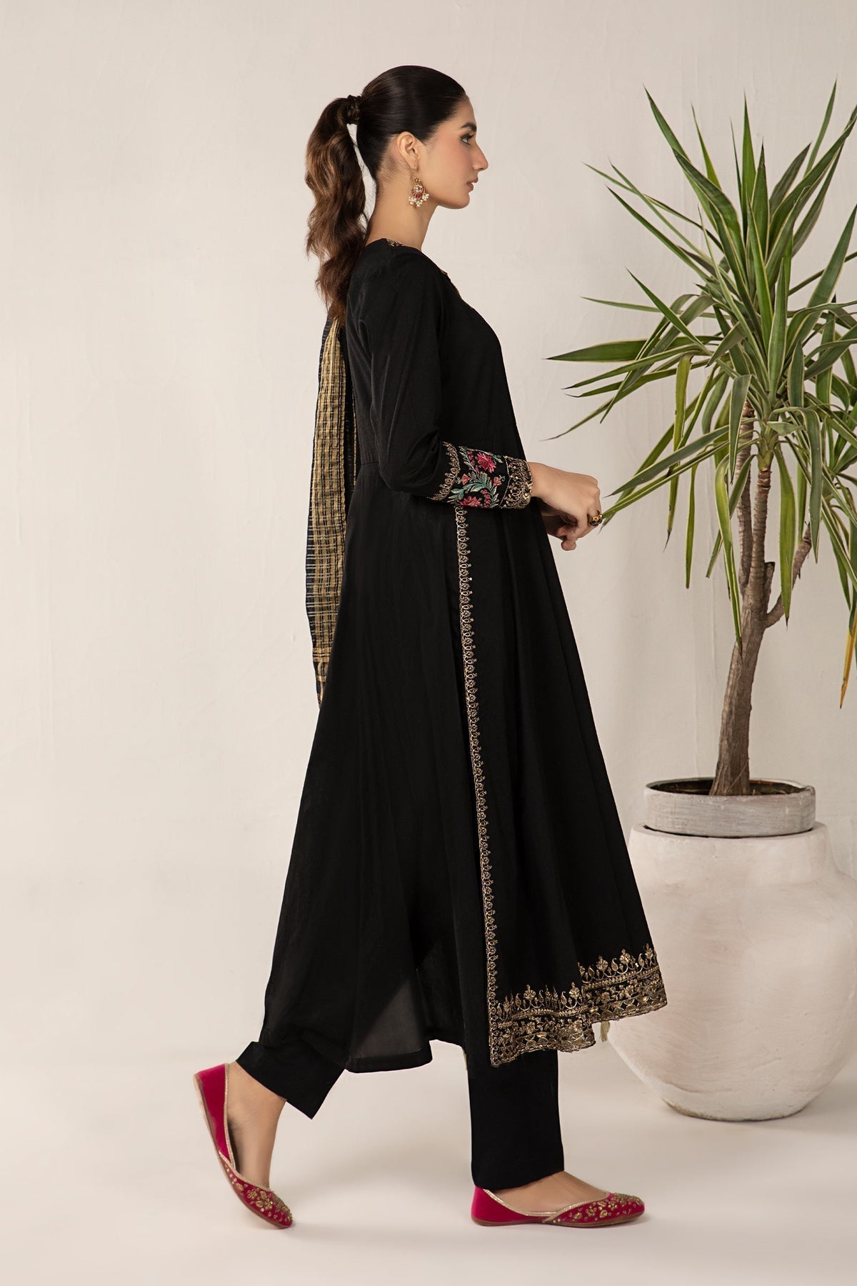 Maria B | Casual Pret 2024 | DW-EF24-115 - by - Libasekhas UK - Registered Vendor of : Maria B - 100% Original Designer Dresss