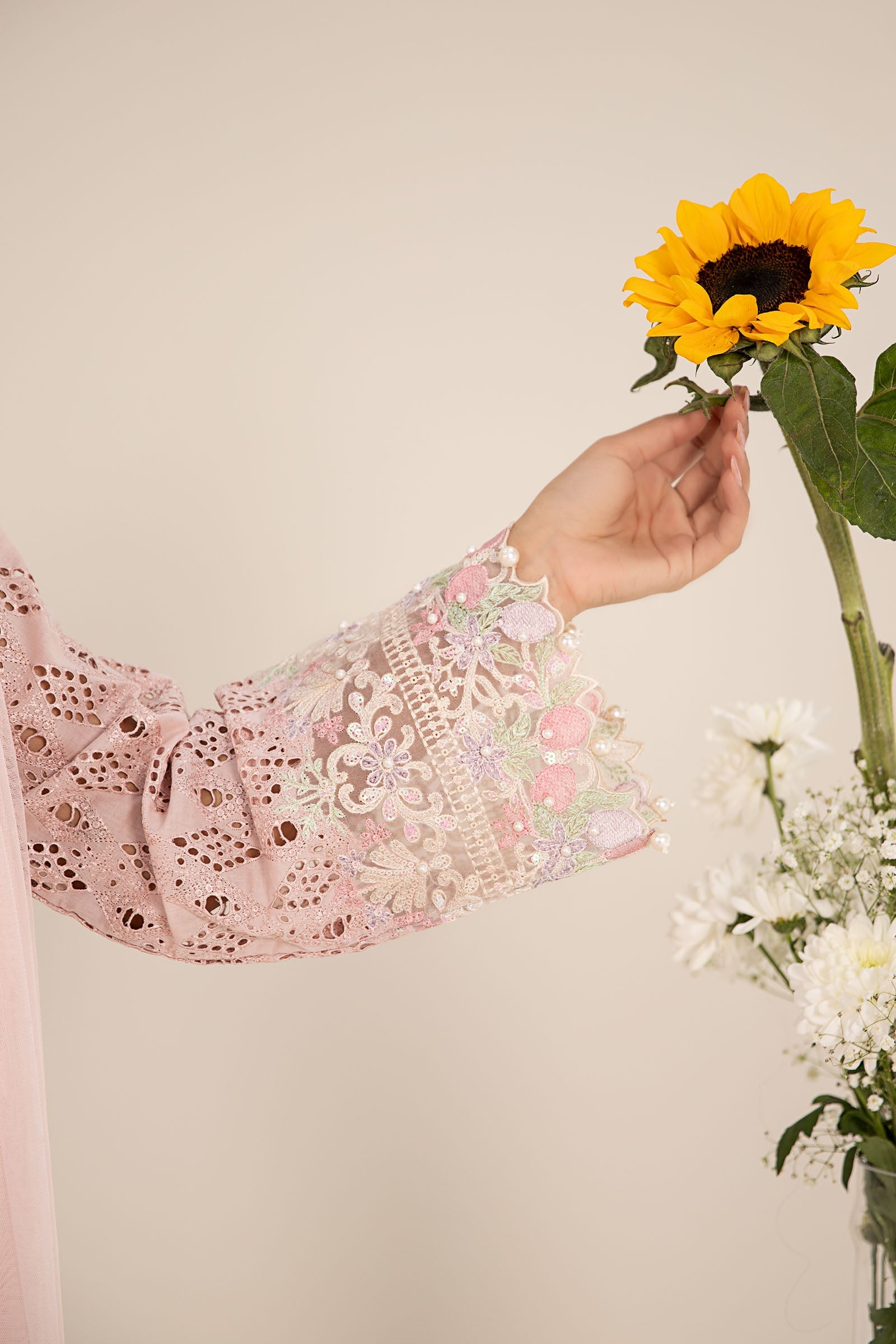 Maira B | Ready to Wear | DW-EF25-07 - by - Libasekhas UK - Registered Vendor of : Maria B - 100% Original Designer Dresss