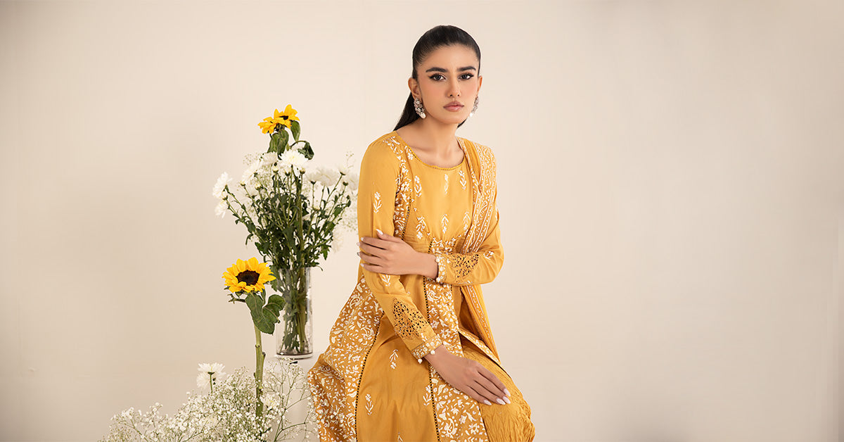 Maira B | Ready to Wear | DW-EF25-97 - by - Libasekhas UK - Registered Vendor of : Maria B - 100% Original Designer Dresss