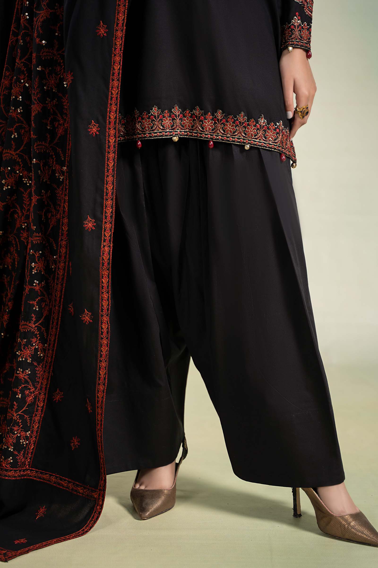 Maira B | Ready to Wear | DW-W24-80 - by - Libasekhas UK - Registered Vendor of : Maria B - 100% Original Designer Dresss