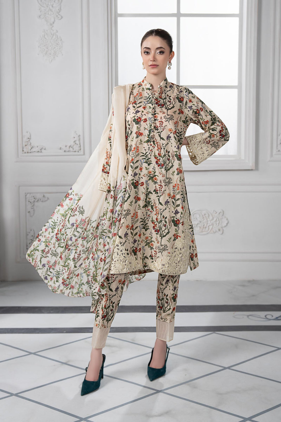 Maira B | Ready to Wear | DW-EF23-71R1 - by - Libasekhas UK - Registered Vendor of : Maria B - 100% Original Designer Dresss