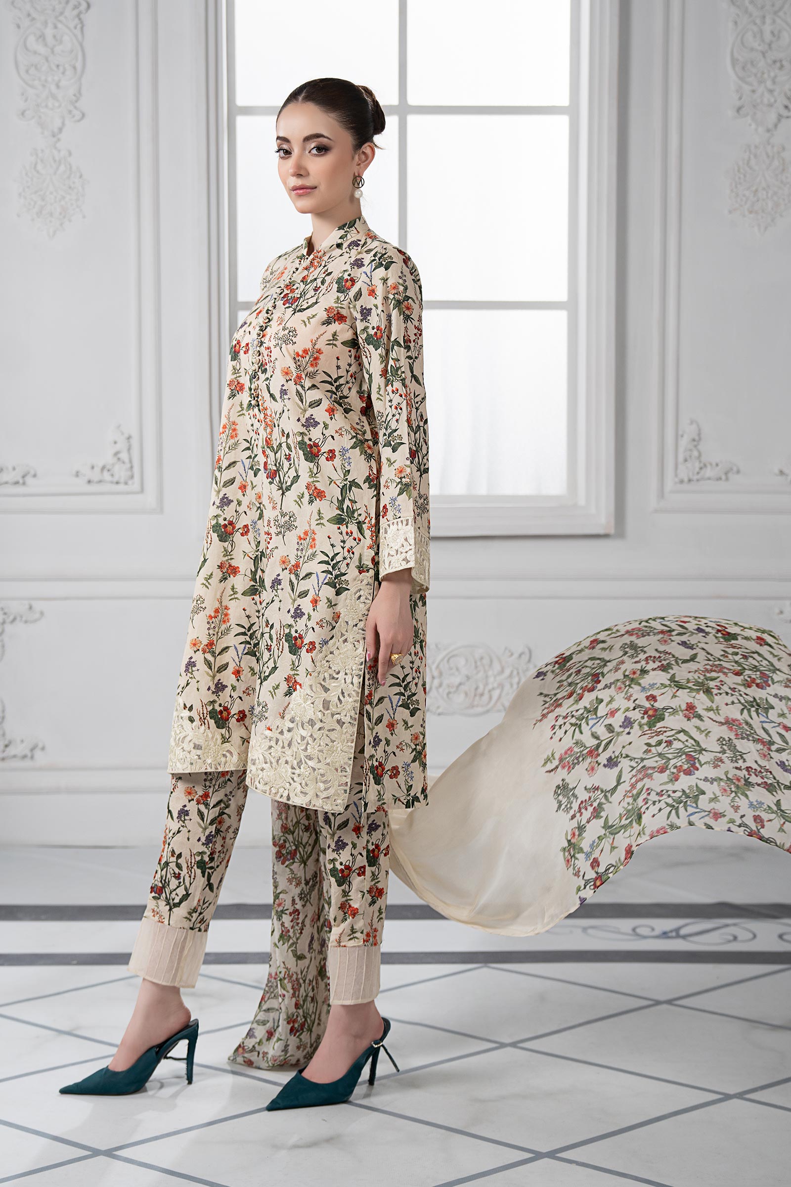Maira B | Ready to Wear | DW-EF23-71R1 - by - Libasekhas UK - Registered Vendor of : Maria B - 100% Original Designer Dresss