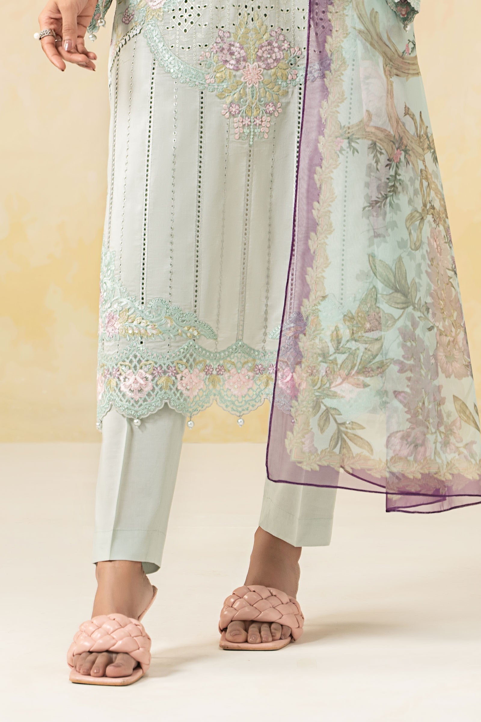 Maira B | Ready to Wear | DW-EF25-04 - by - Libasekhas UK - Registered Vendor of : Maria B - 100% Original Designer Dresss