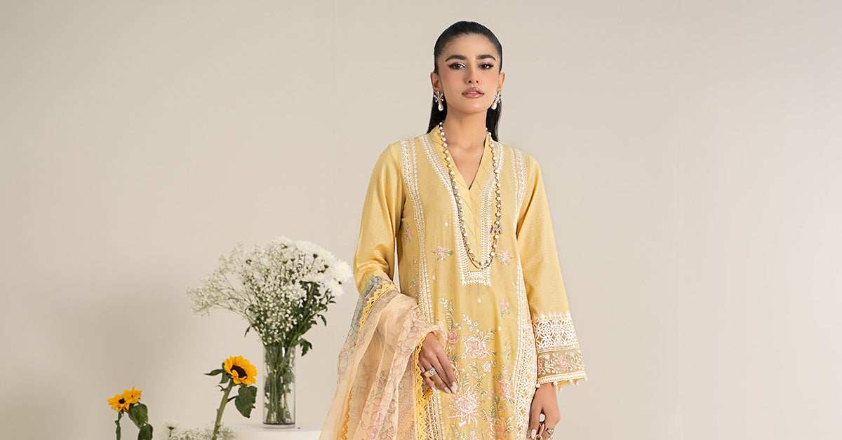 Maira B | Ready to Wear | DW-EF25-151 - by - Libasekhas UK - Registered Vendor of : Maria B - 100% Original Designer Dresss