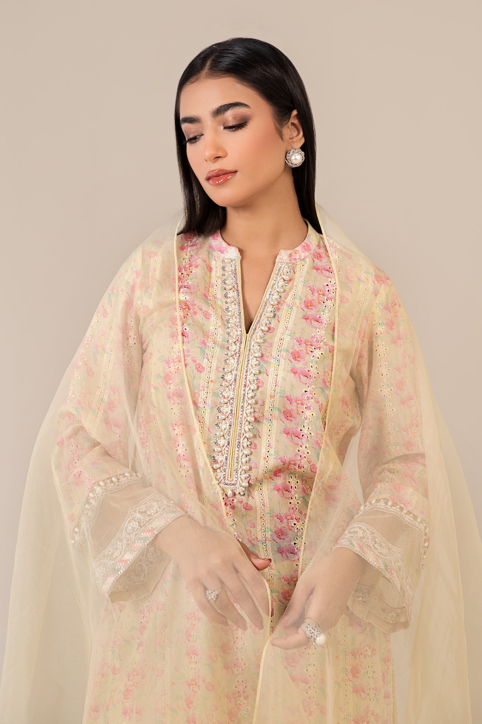 Maira B | Ready to Wear | DW-EF25-18 - by - Libasekhas UK - Registered Vendor of : Maria B - 100% Original Designer Dresss