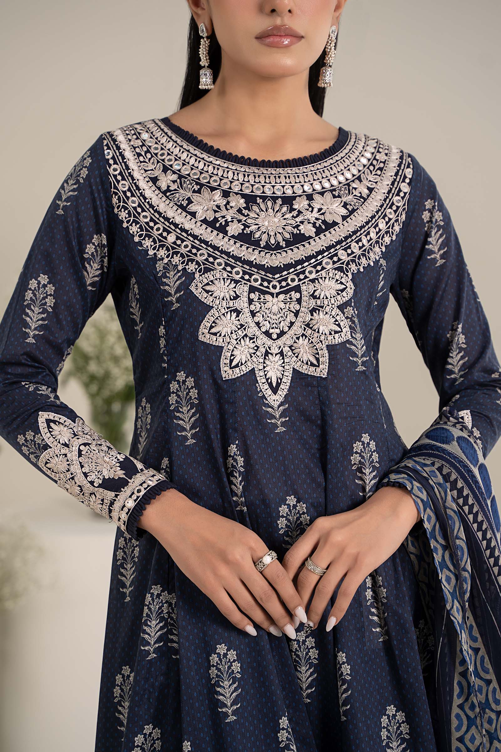 Maira B | Ready to Wear | DW-EF25-22 - by - Libasekhas UK - Registered Vendor of : Maria B - 100% Original Designer Dresss