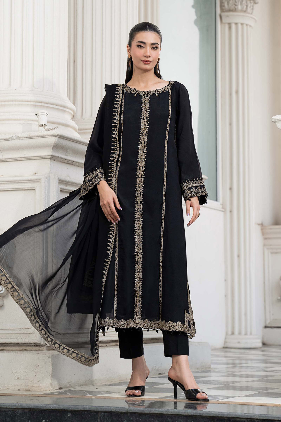 Maria B | Luxury Pret Pre Fall | DW-EF26-106-Black - by Libasekhas UK - Registered Vendor of : Maria B - 100% Original Designer Dress
