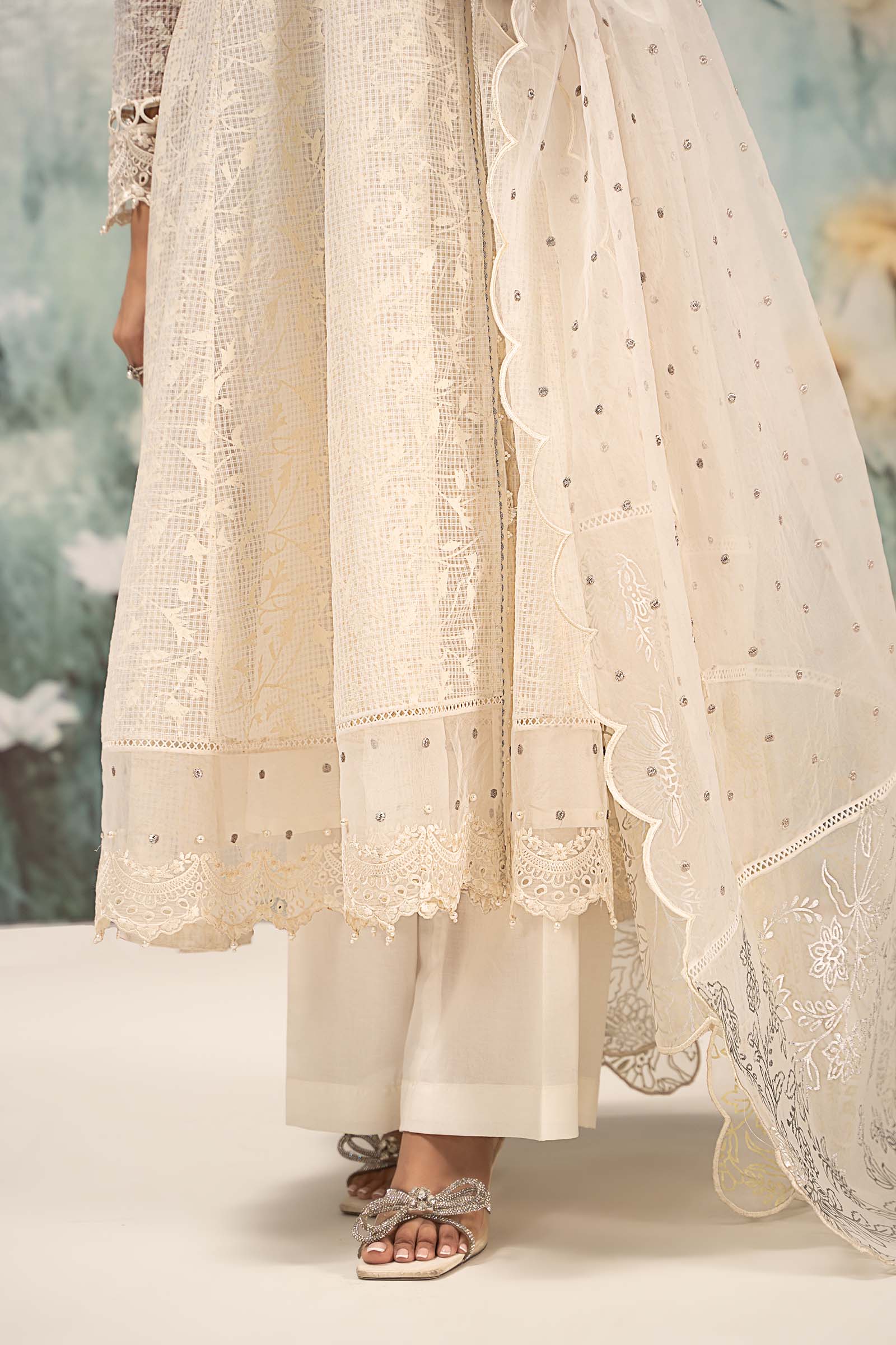 Maira B | Ready to Wear | DW-EF25-101 - by - Libasekhas UK - Registered Vendor of : Maria B - 100% Original Designer Dresss