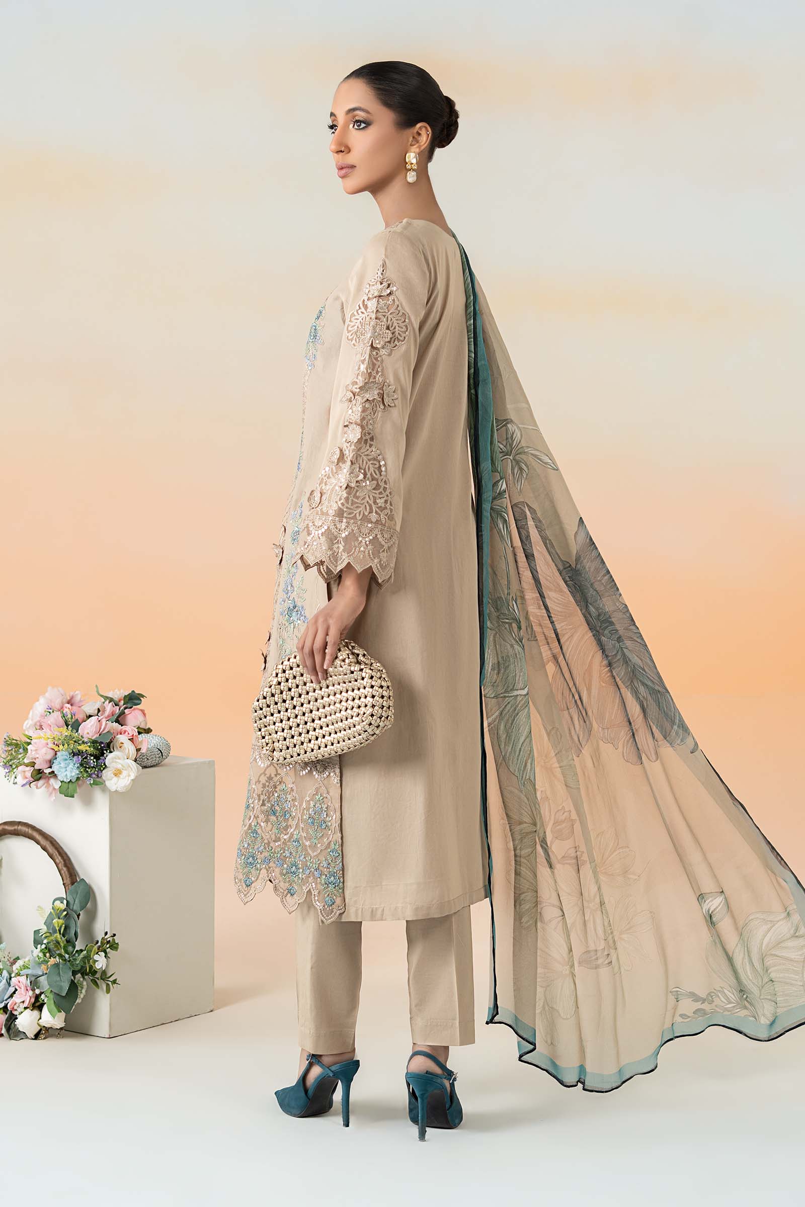 Maira B | Ready to Wear | DW-EF25-53 - by - Libasekhas UK - Registered Vendor of : Maria B - 100% Original Designer Dresss