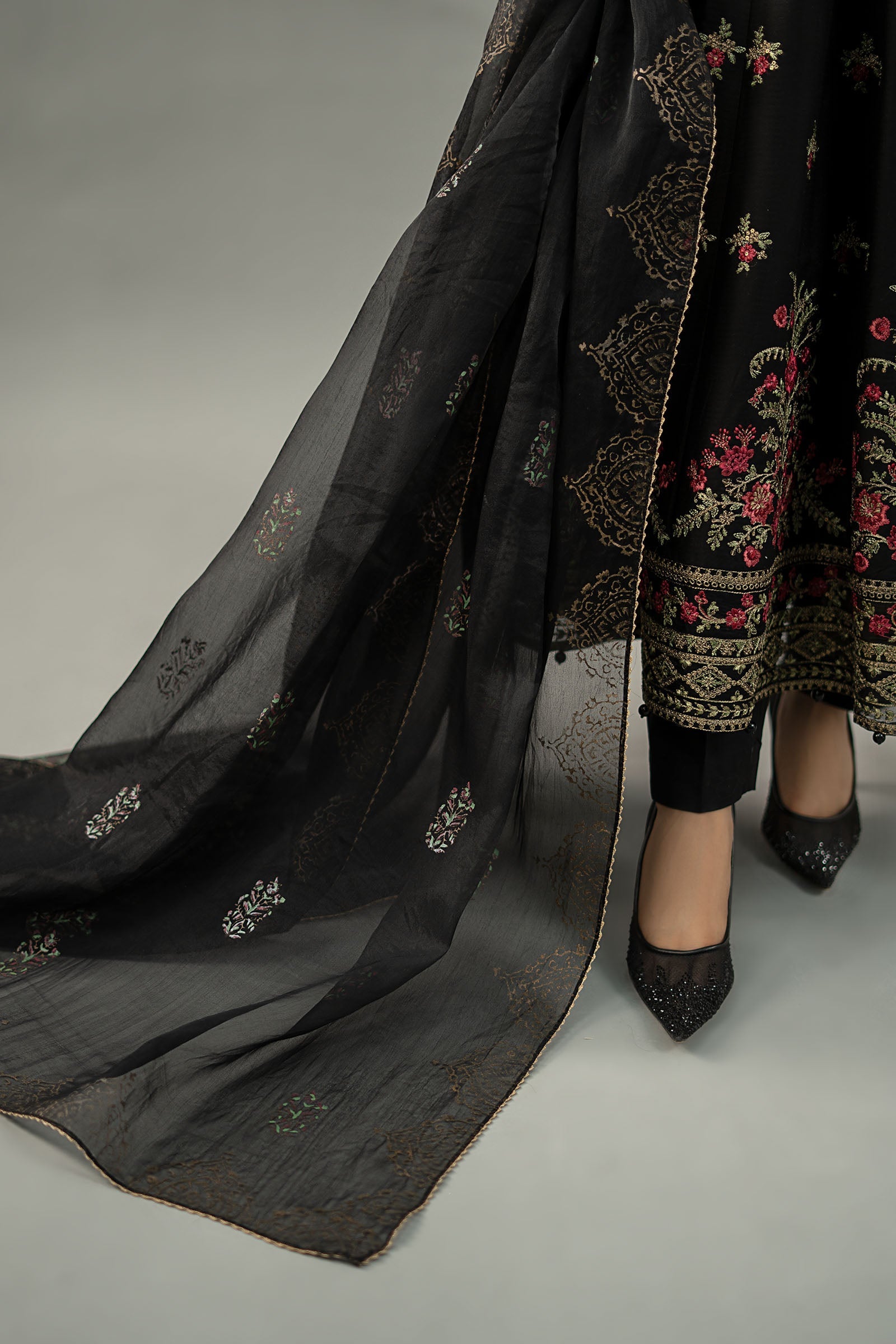 Maira B | Ready to Wear | DW-EF25-76 - by - Libasekhas UK - Registered Vendor of : Maria B - 100% Original Designer Dresss