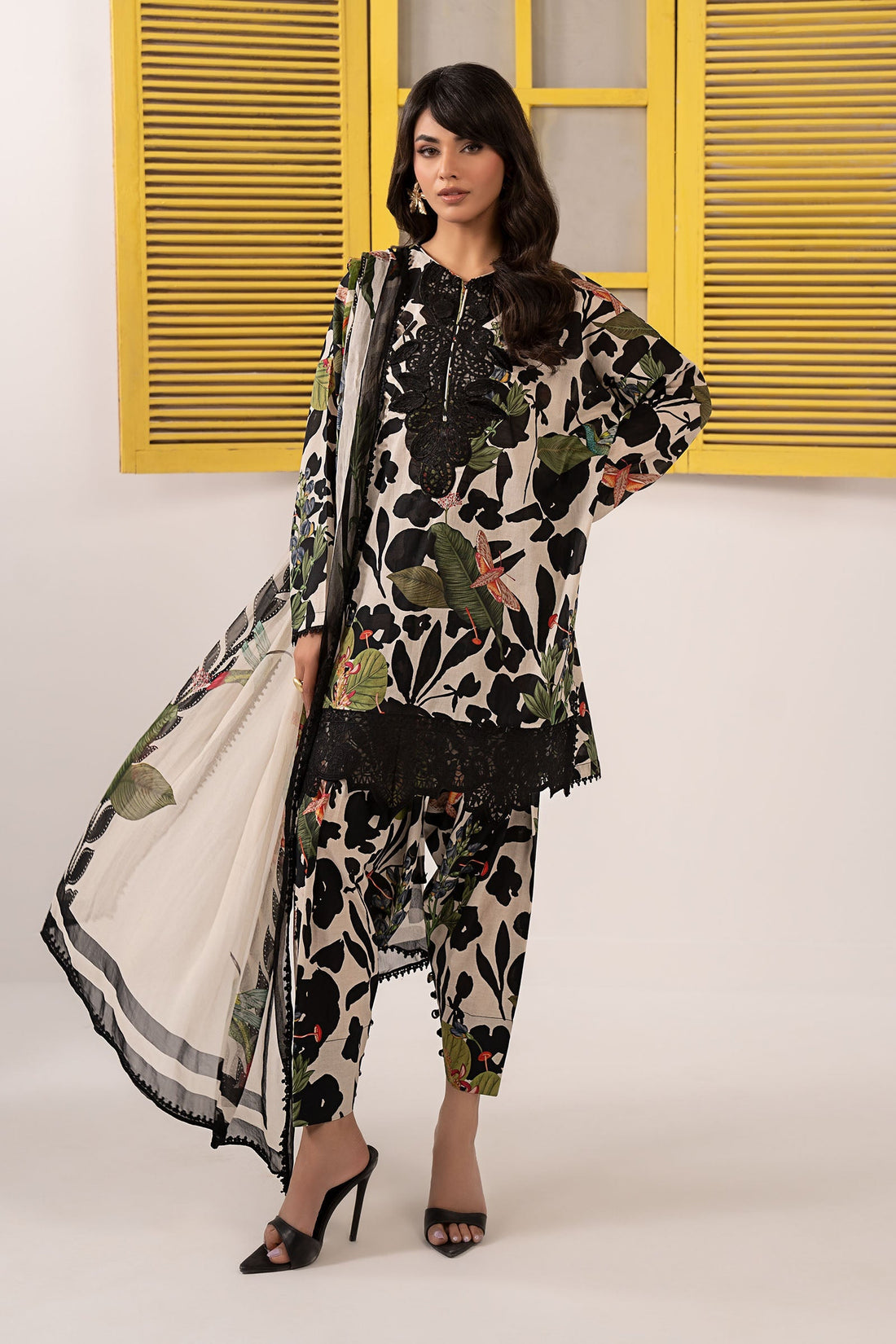 Maria B | Eid Festive Pret | DW-EF26-44 - by Libasekhas UK - Registered Vendor of : Maria B - 100% Original Designer Dress