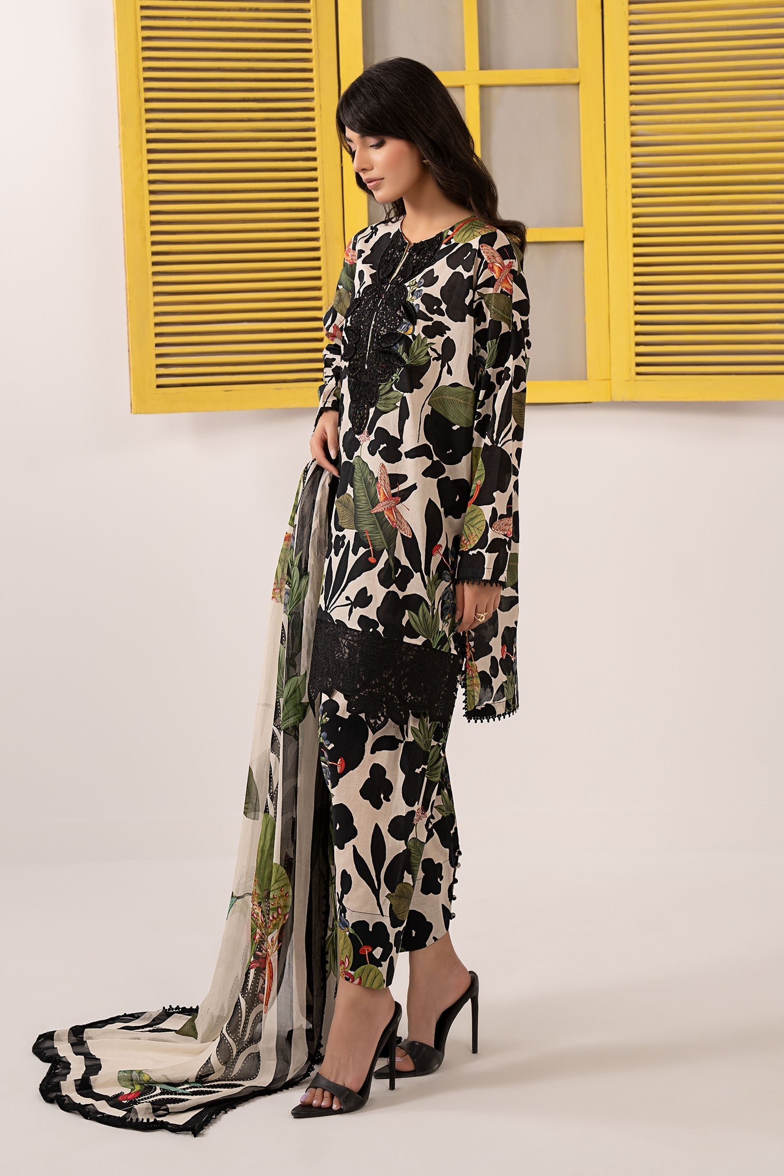 Maria B | Eid Festive Pret | DW-EF26-44 - by Libasekhas UK - Registered Vendor of : Maria B - 100% Original Designer Dress