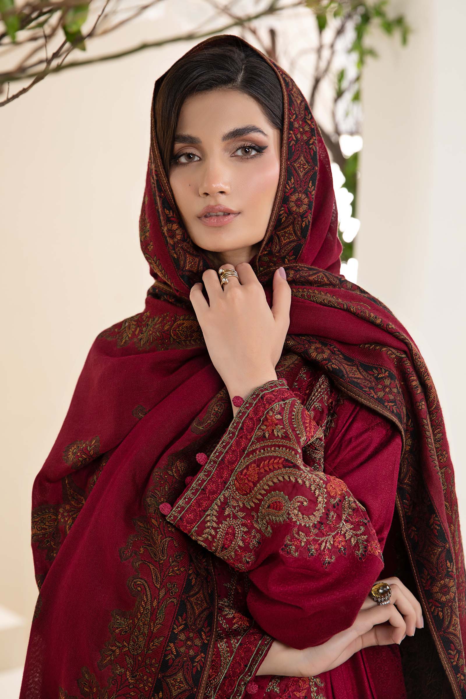 Maira B | Ready to Wear | DW-W24-100 - by - Libasekhas UK - Registered Vendor of : Maria B - 100% Original Designer Dresss
